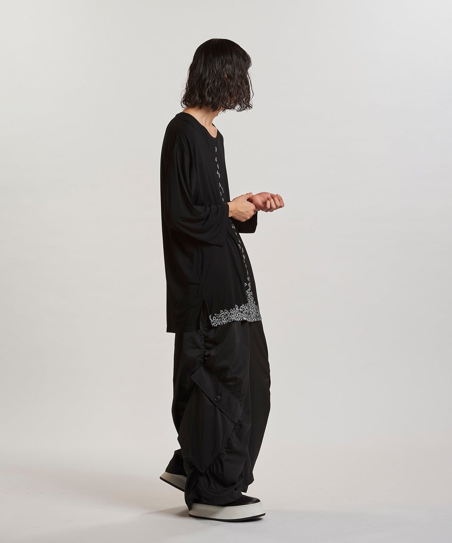 BLACK Model:H180cm