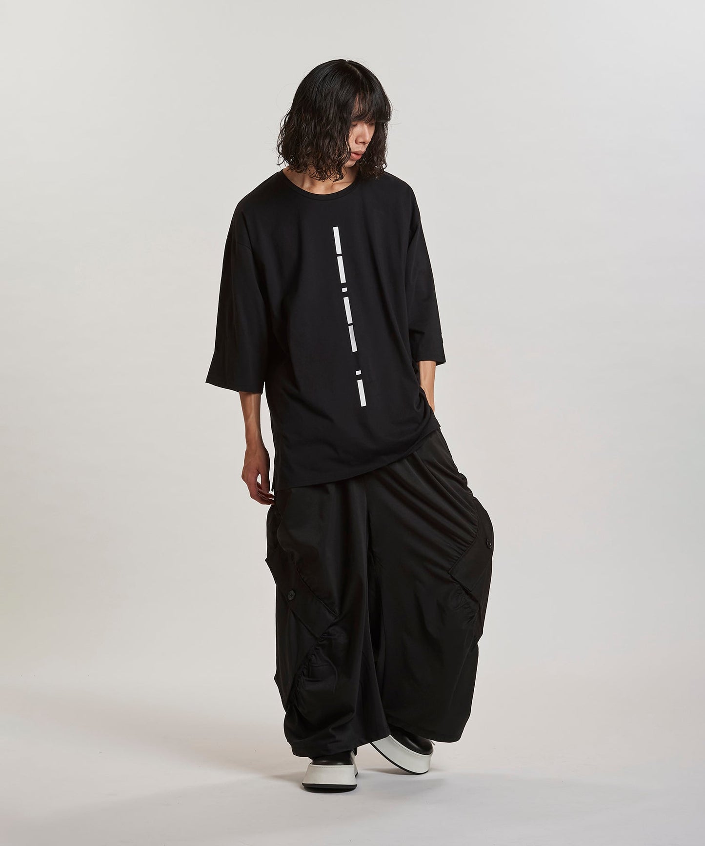 BLACK Model:H180cm