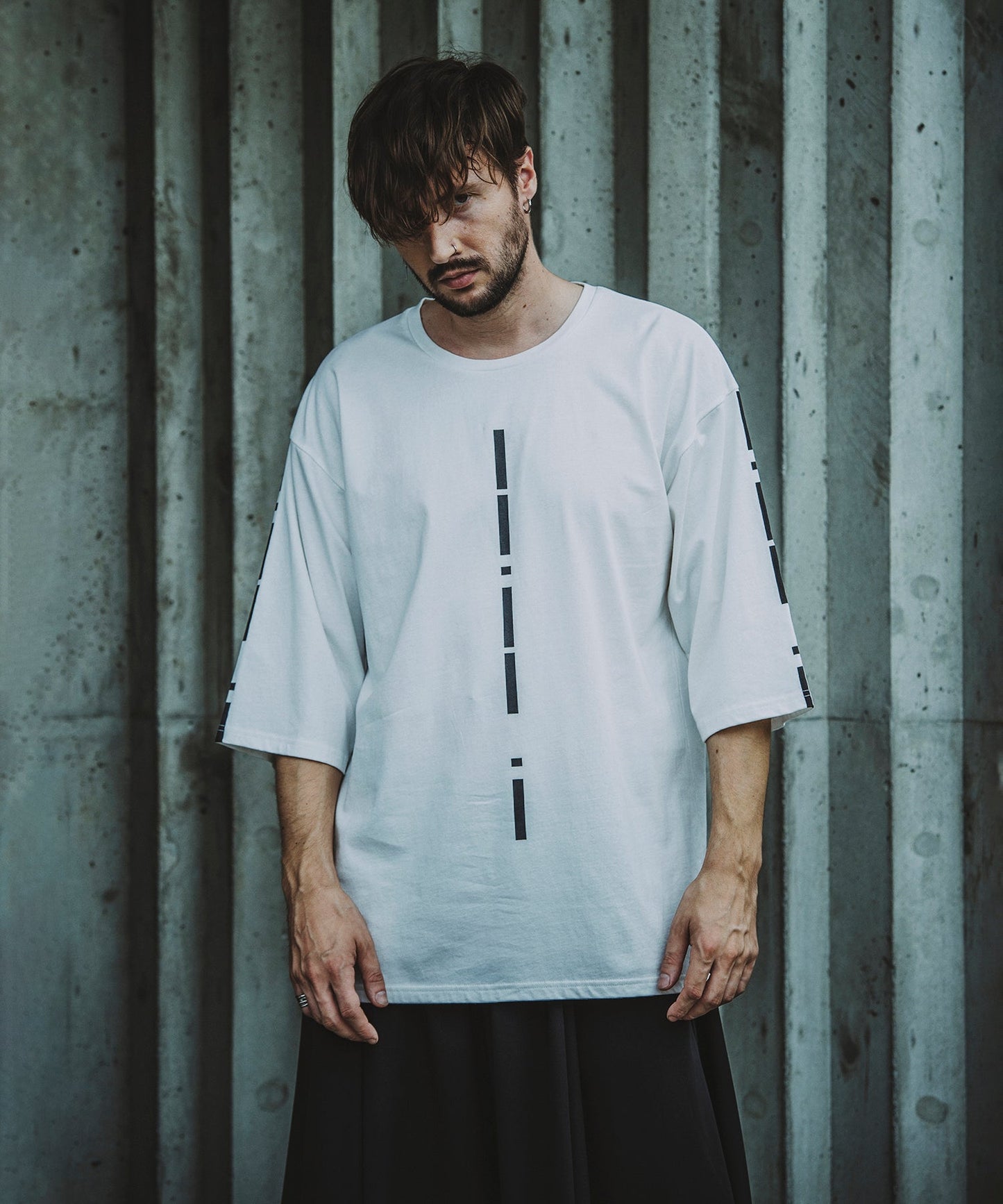 WHITE Model:H182cm