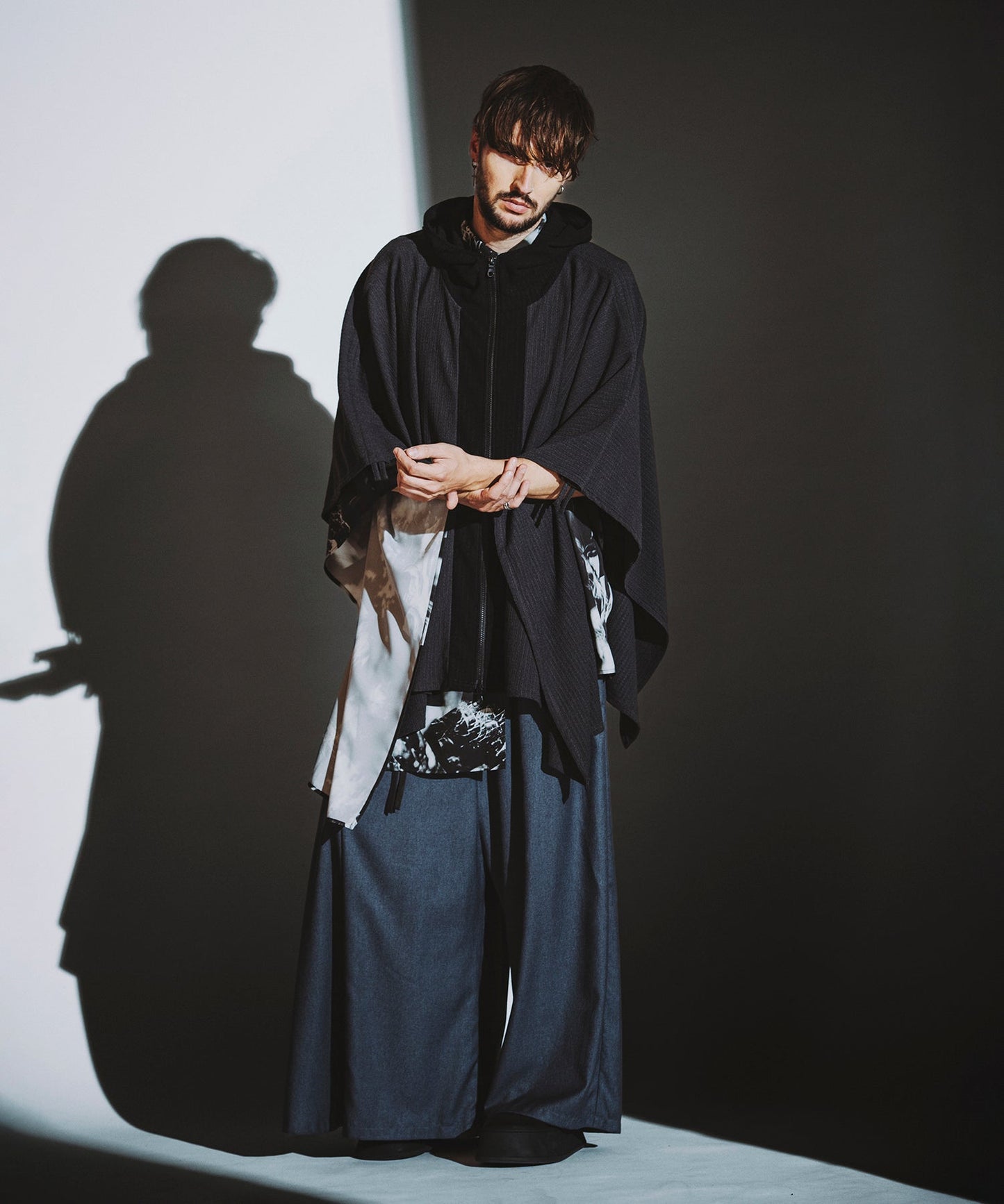 GRAY Model:H182cm