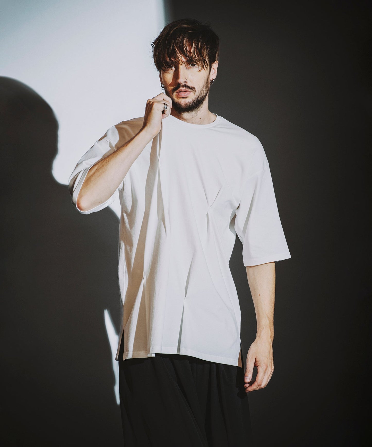WHITE Model:H182cm