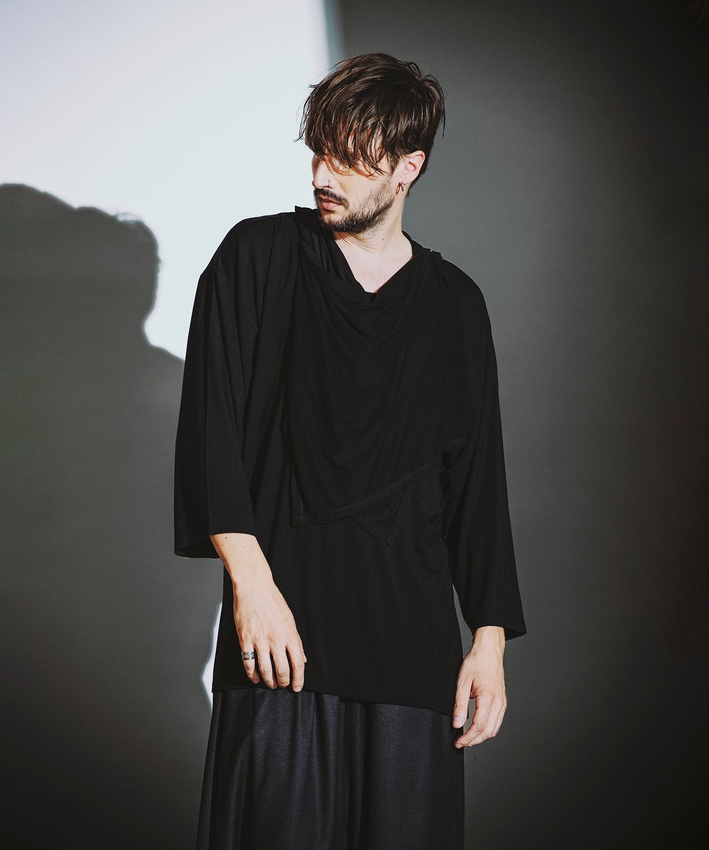 BLACK Model:H182cm