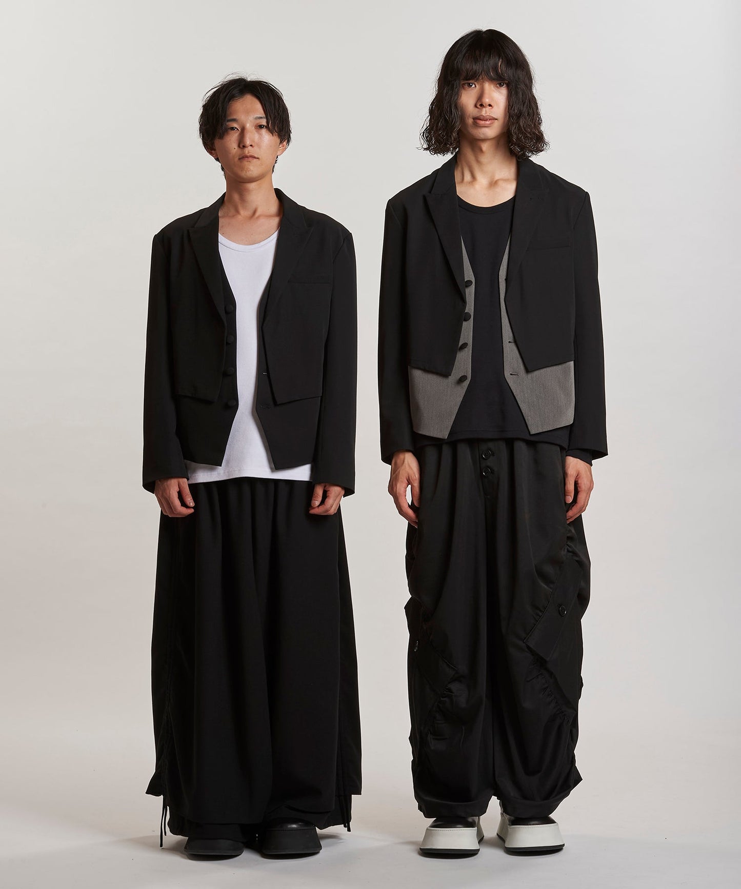 BLACK Model:H169cm / MIX Model:H180cm