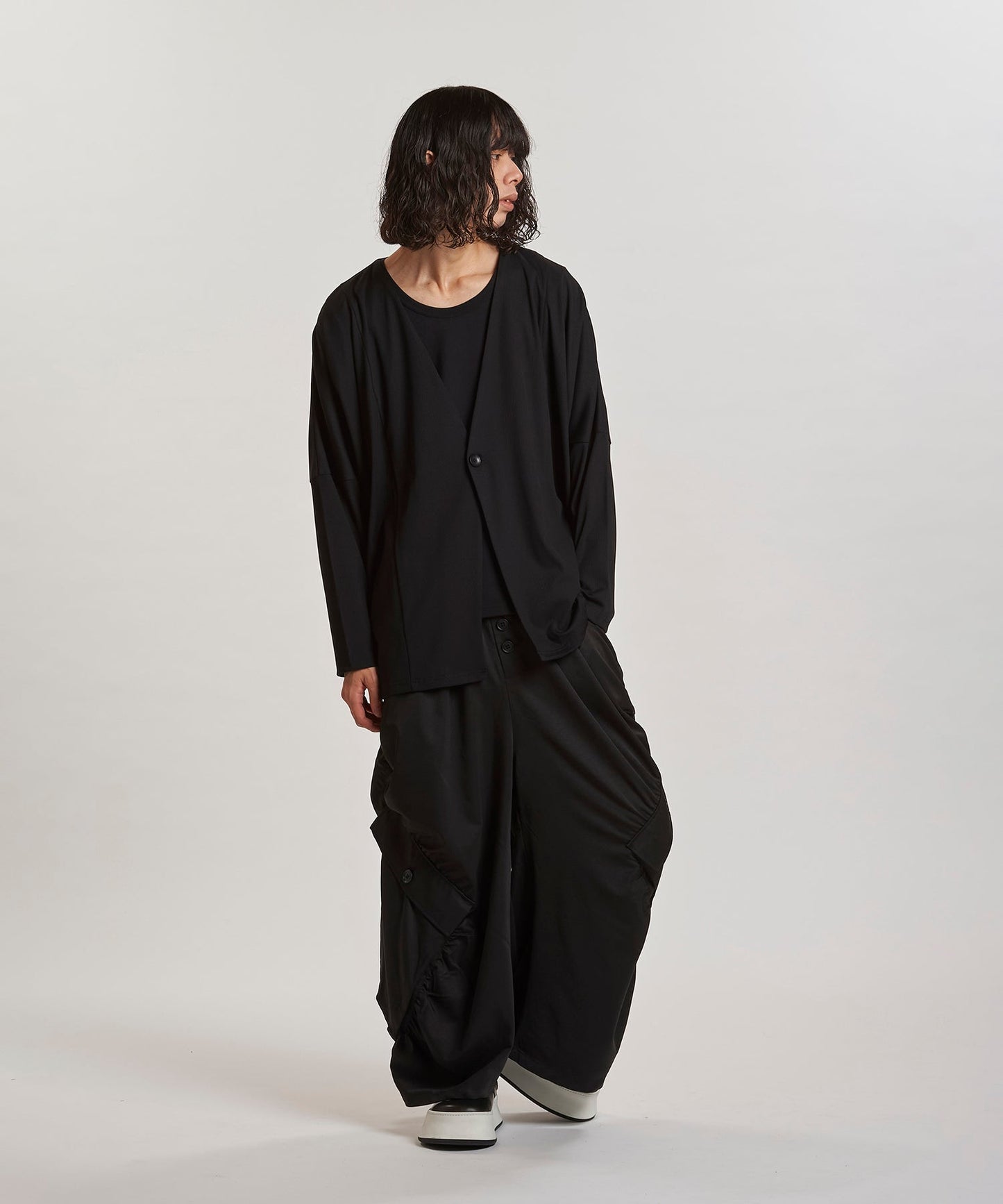 BLACK Model:H180cm