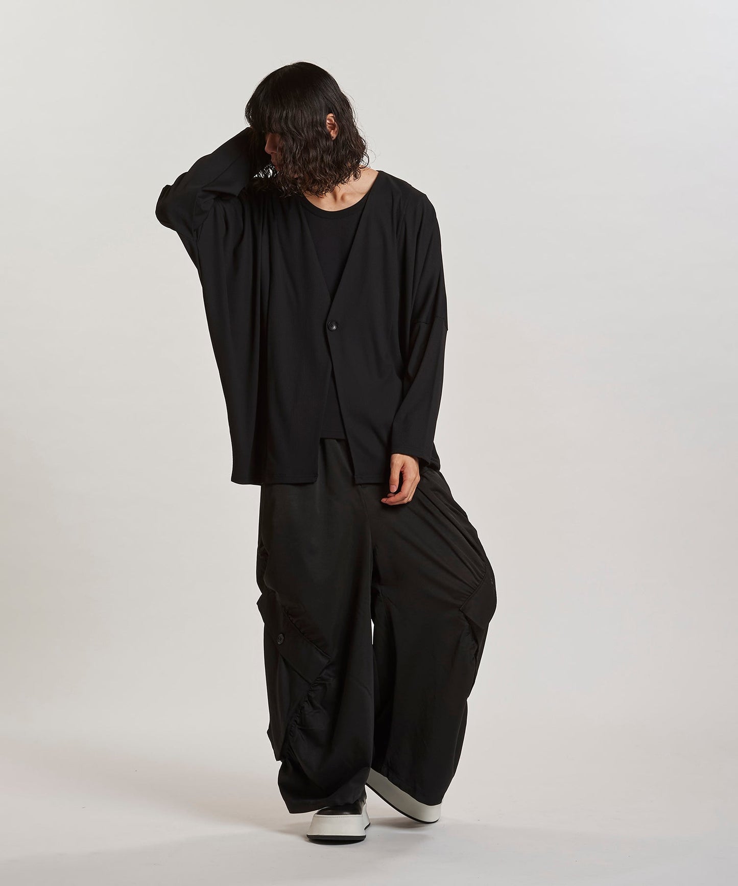 BLACK Model:H180cm