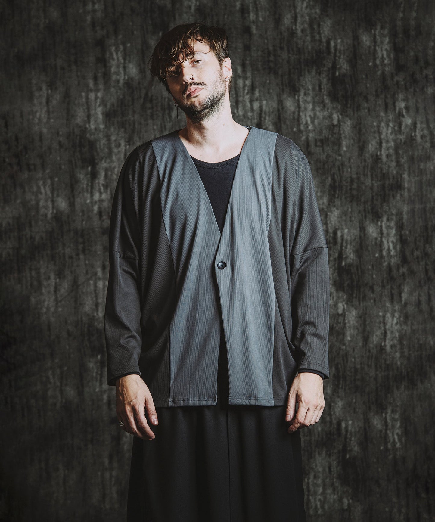 GRAY Model:H182cm