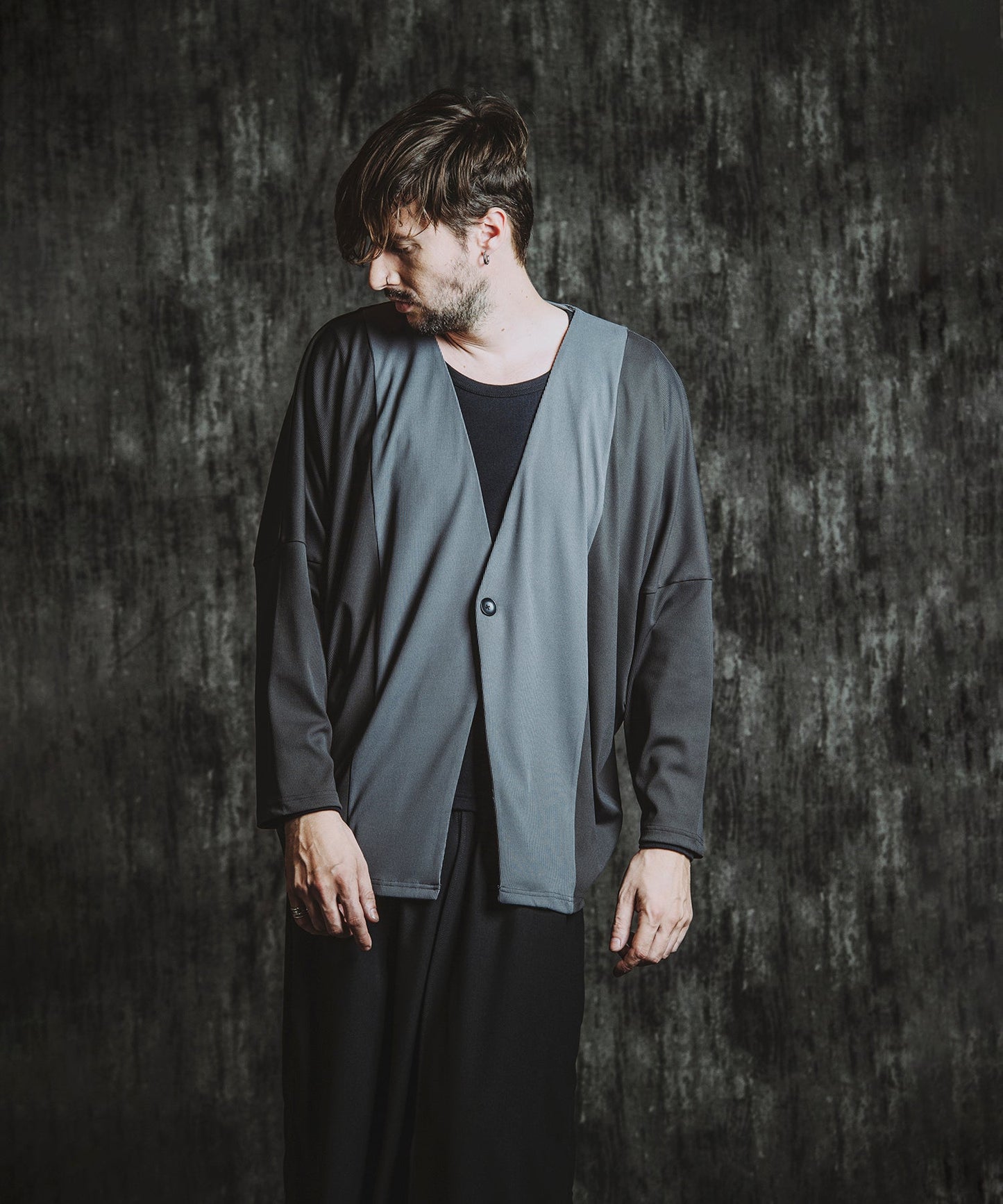 GRAY Model:H182cm