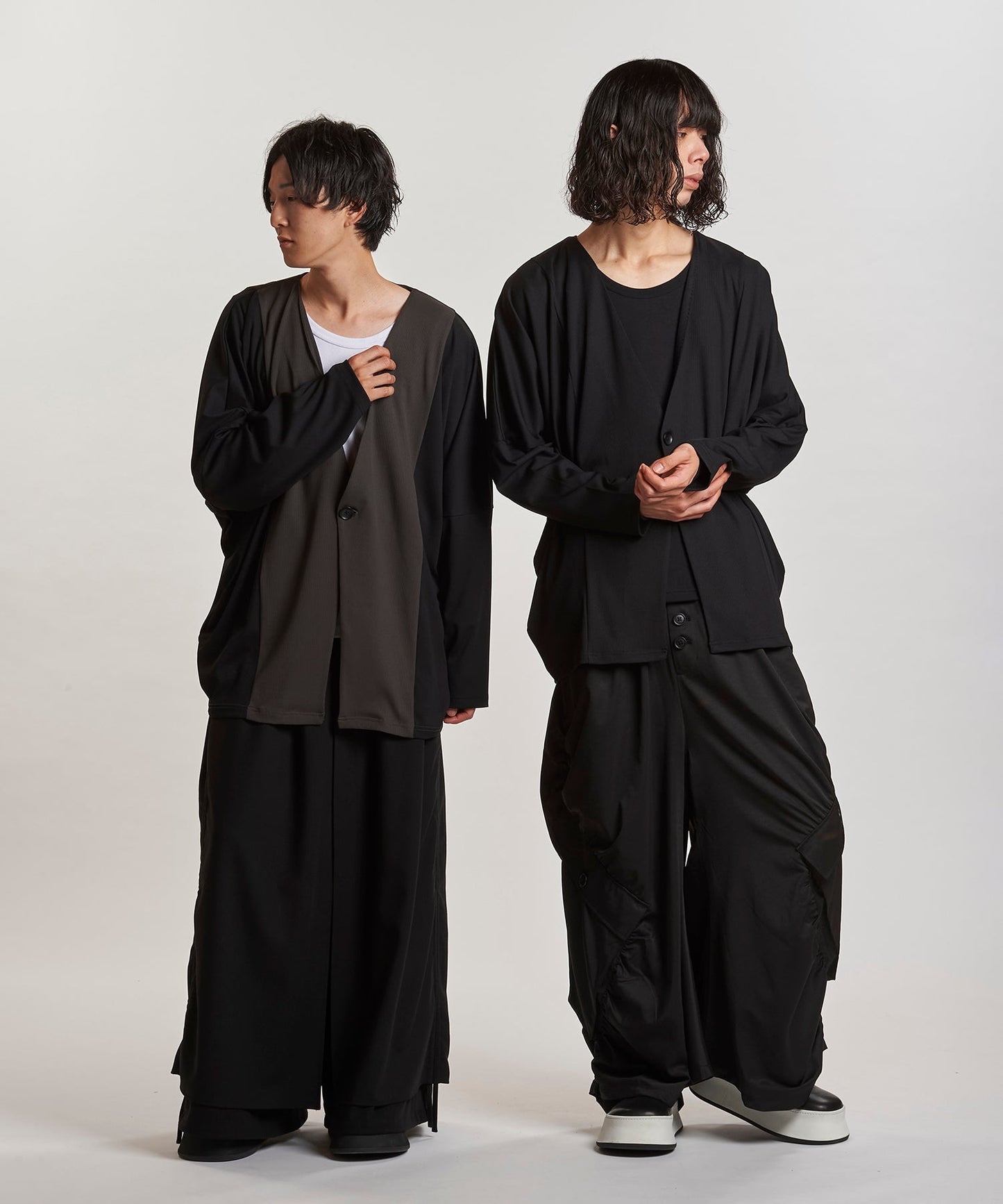MIX Model:H169cm / BLACK Model:H180cm