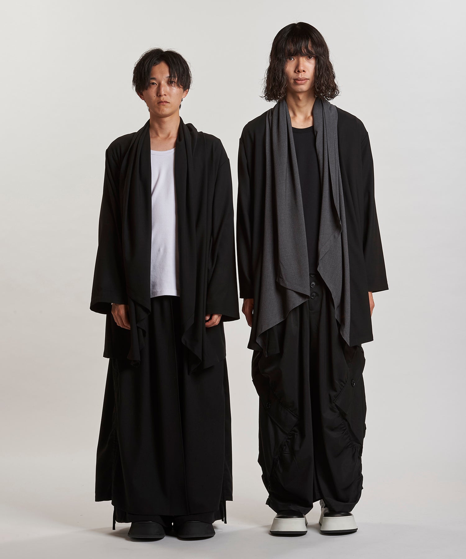 BLACK Model:H169cm / MIX Model:H180cm