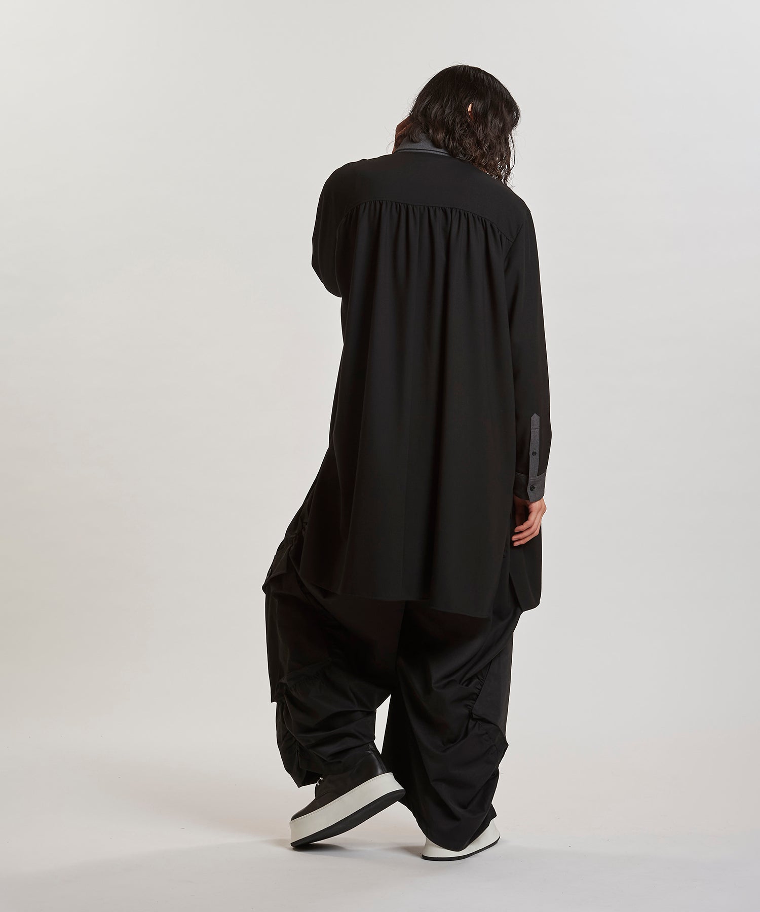 BLACK×GRAY Model:H180cm