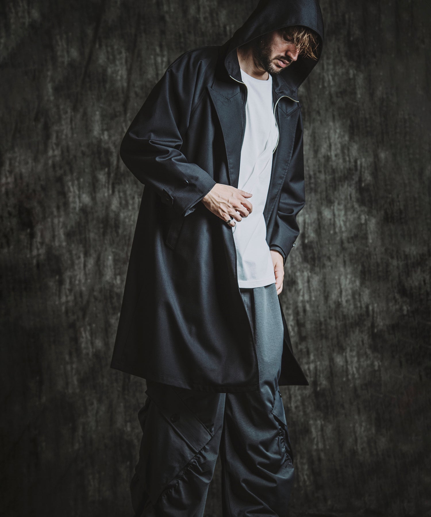 BLACK Model:H182cm