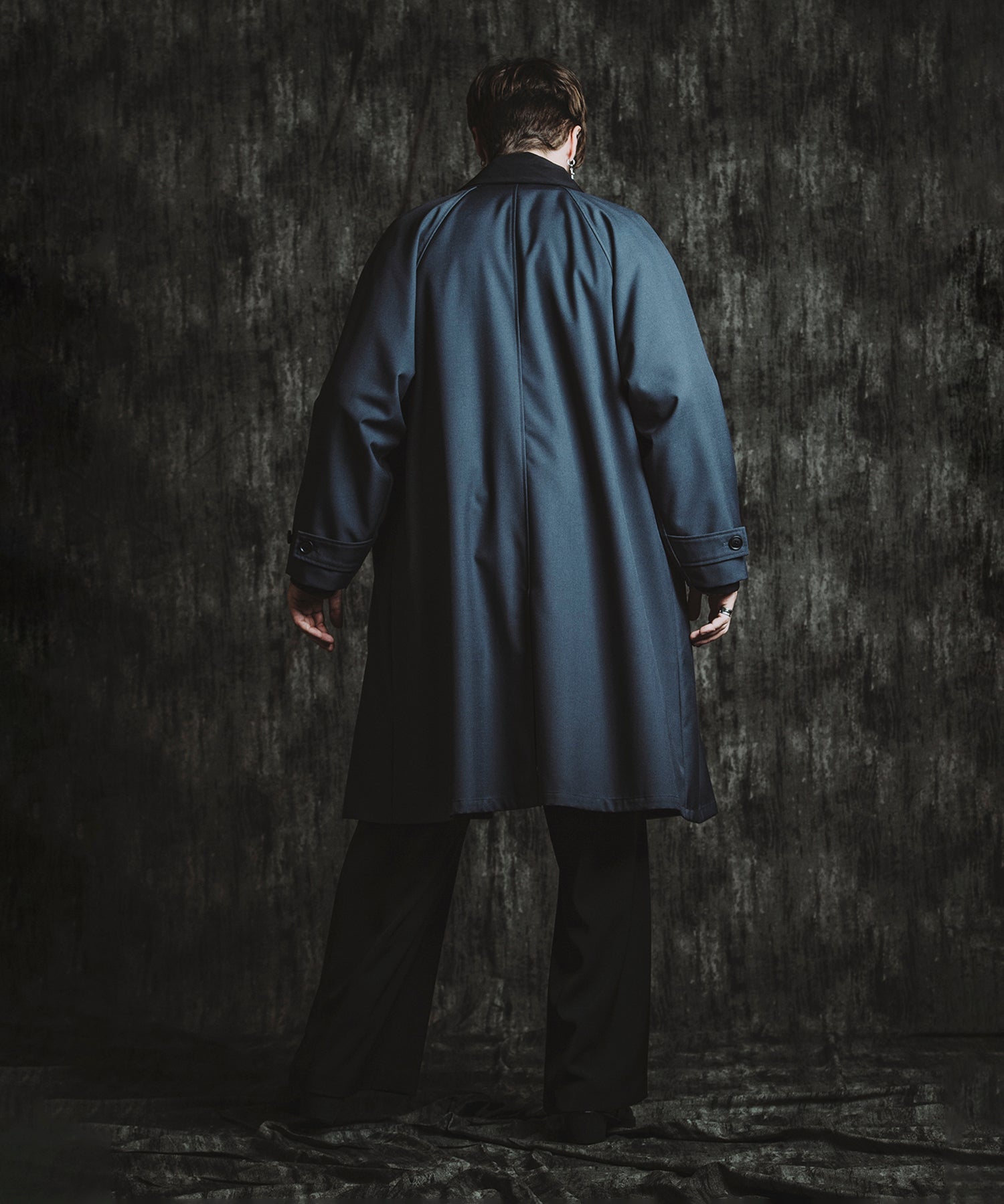 GRAY Model:H182cm