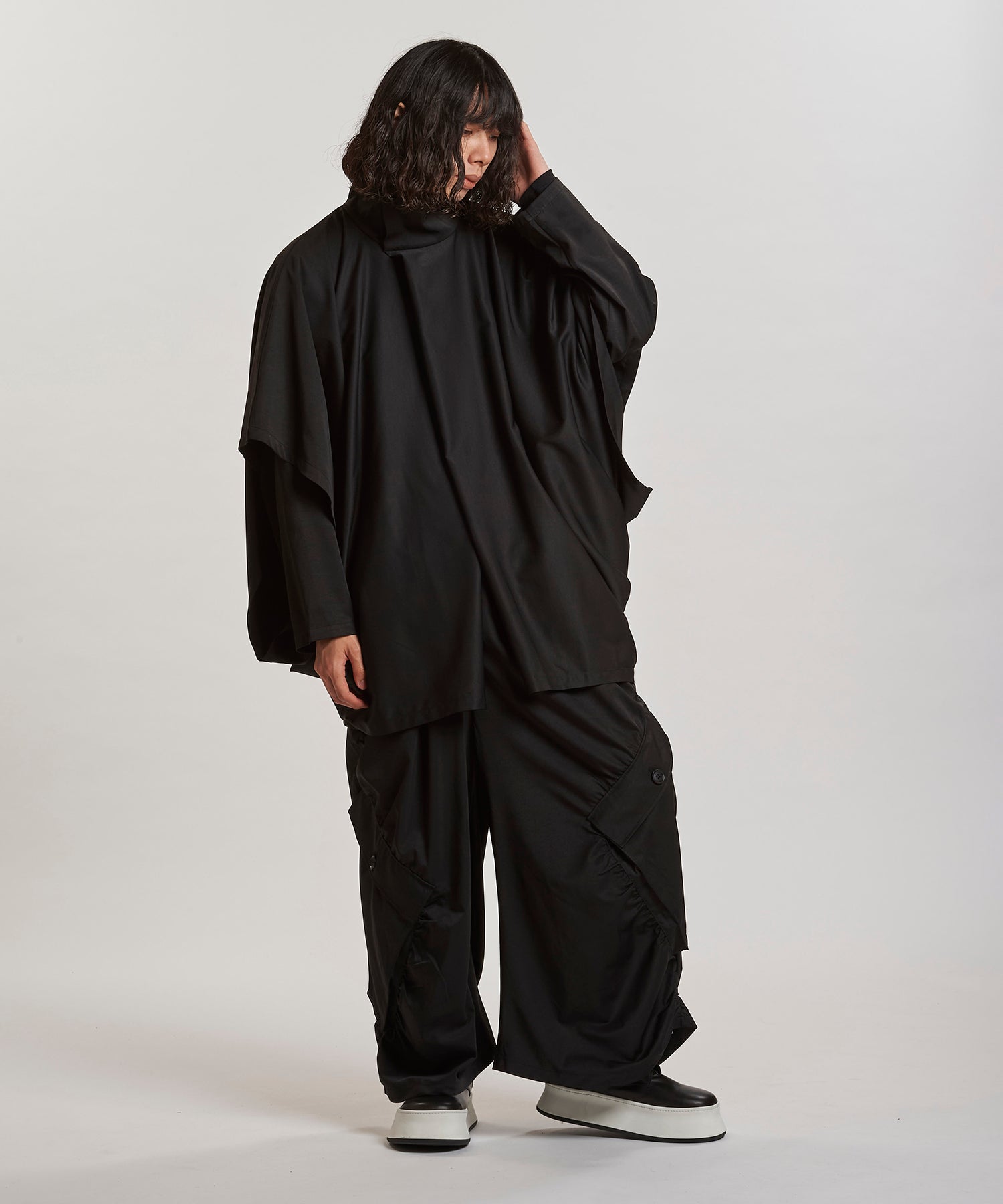 BLACK Model:H180cm