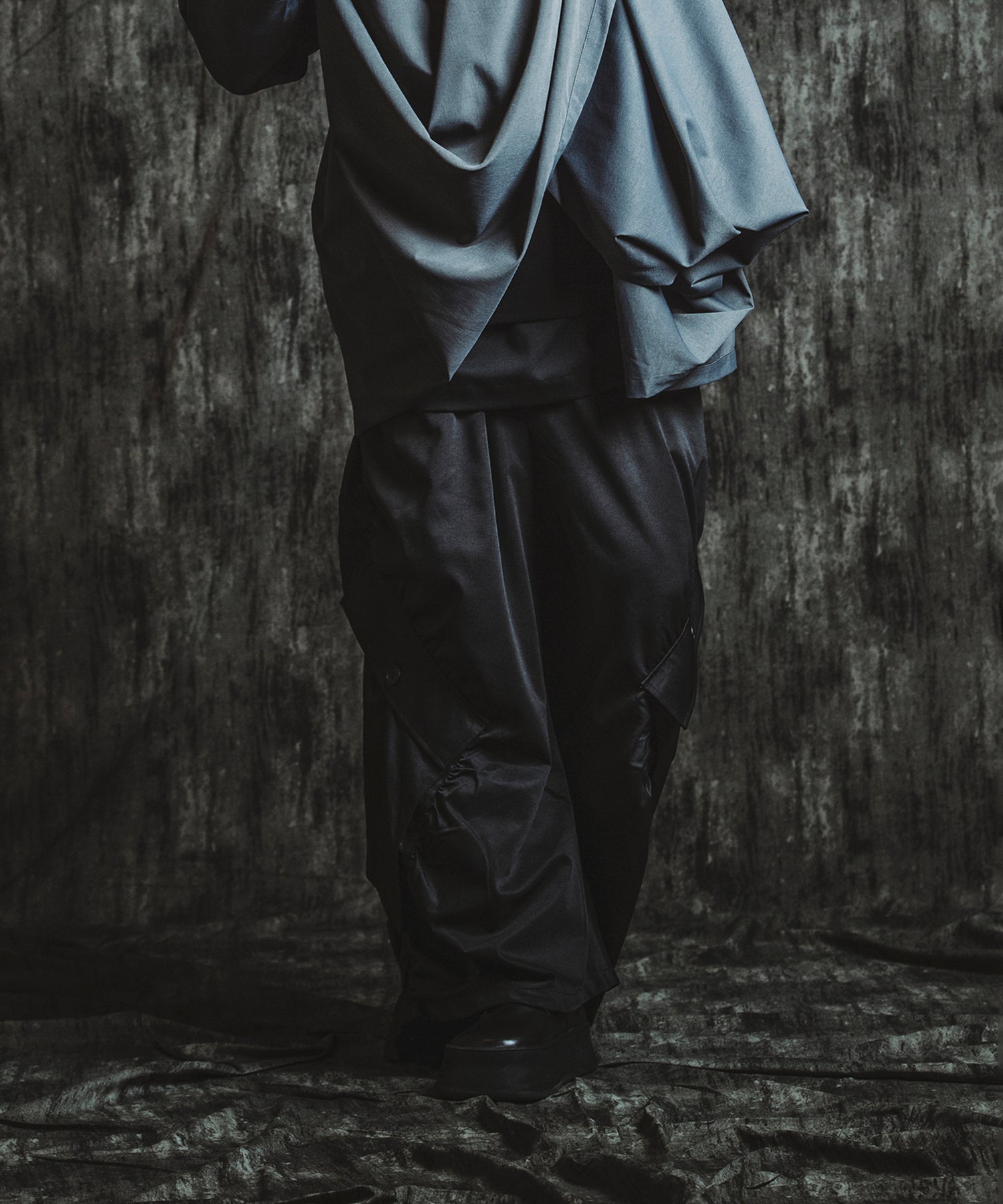 BLACK Model:H182cm