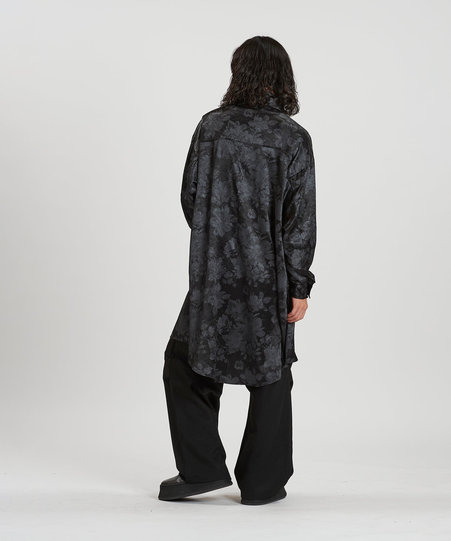 BLACK Model:H180cm