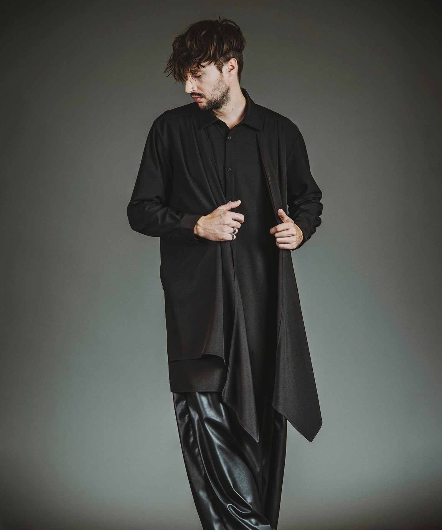 BLACK Model:H182cm