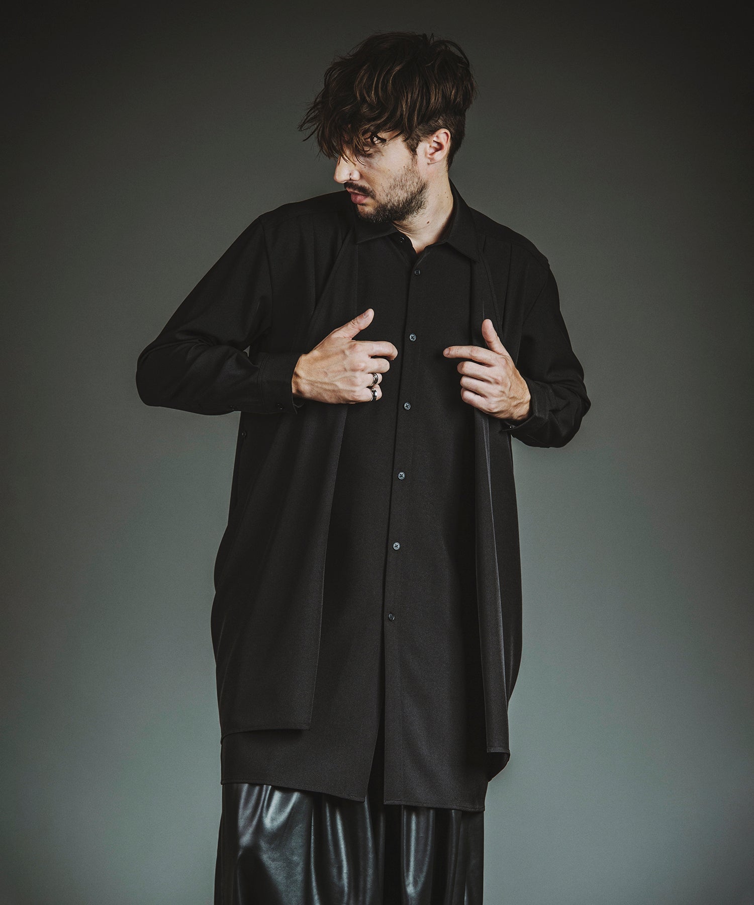 BLACK Model:H182cm