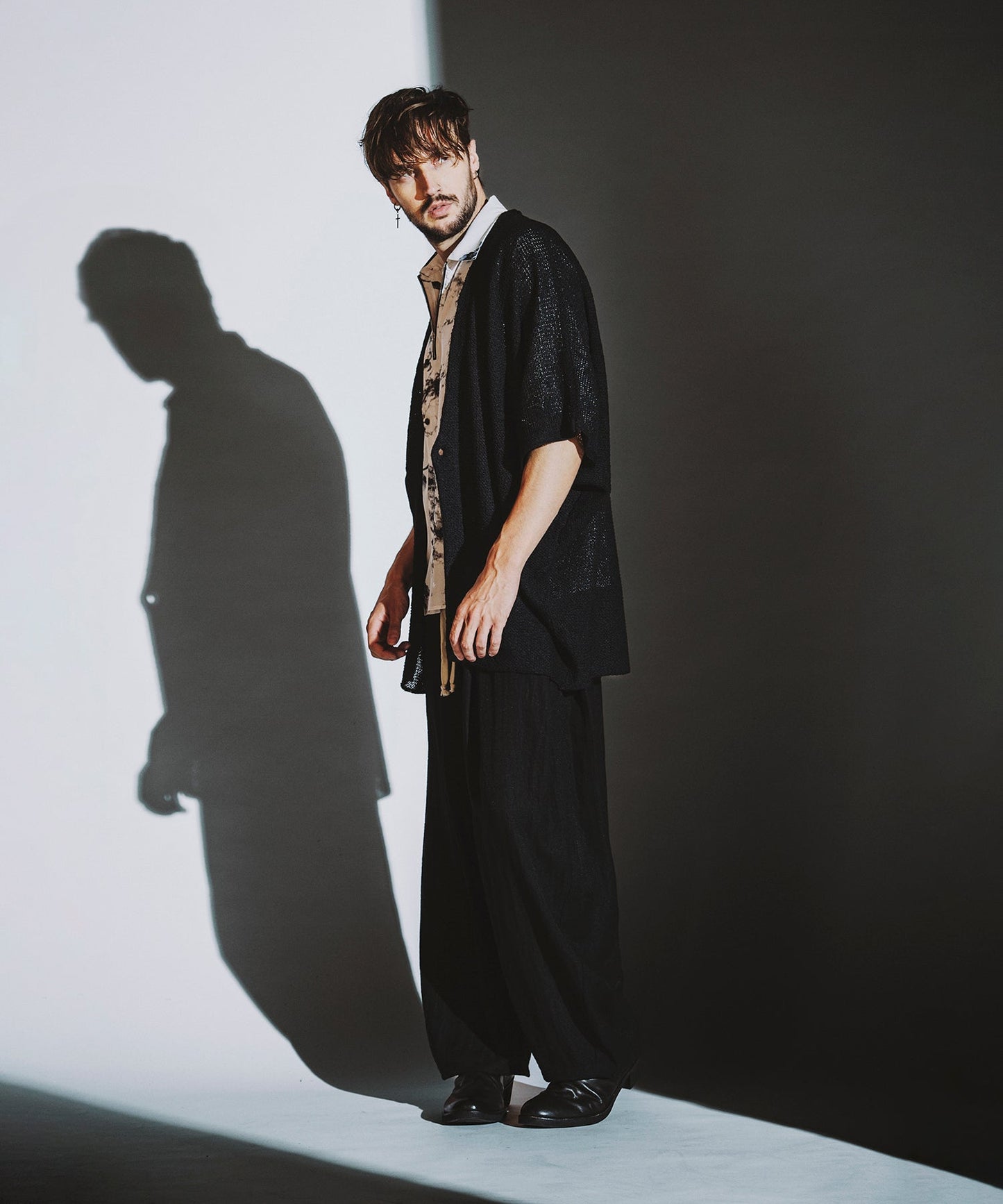BLACK Model:H182cm