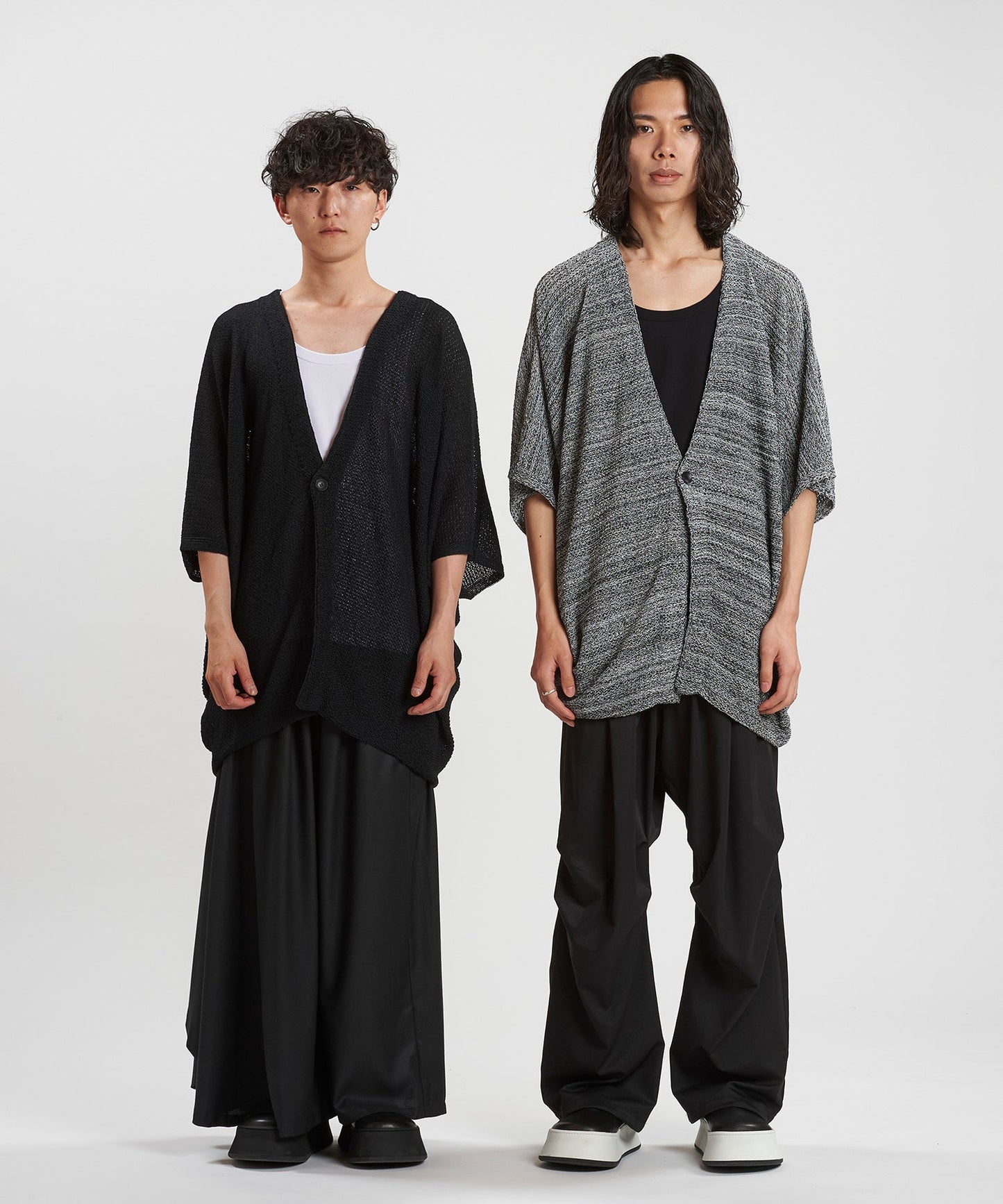 BLACK Model:H169cm / MIX Model:H180cm