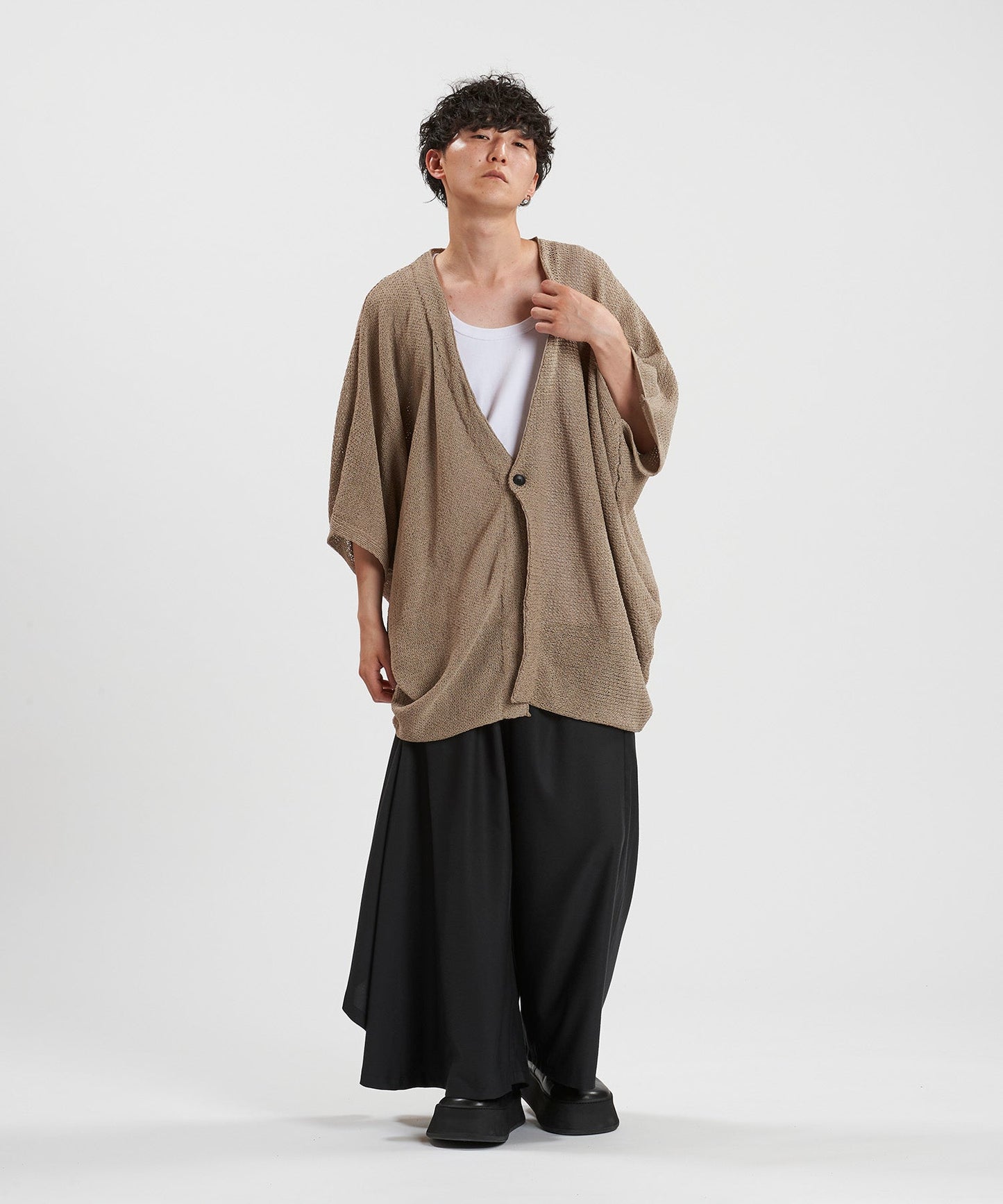 GRAYBEIGE Model:H169cm