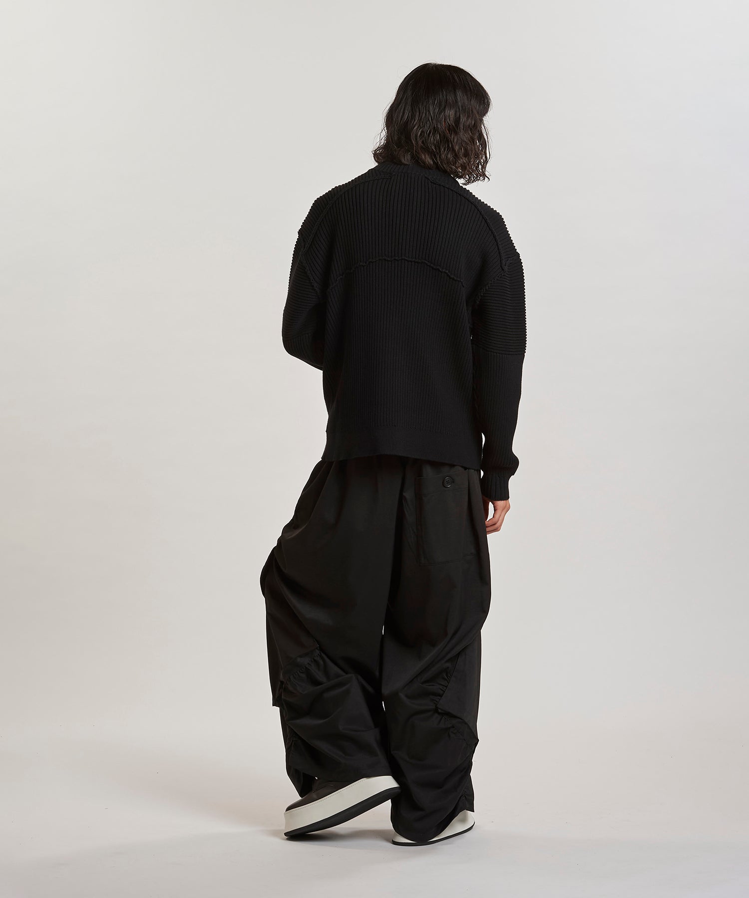 BLACK Model:H180cm