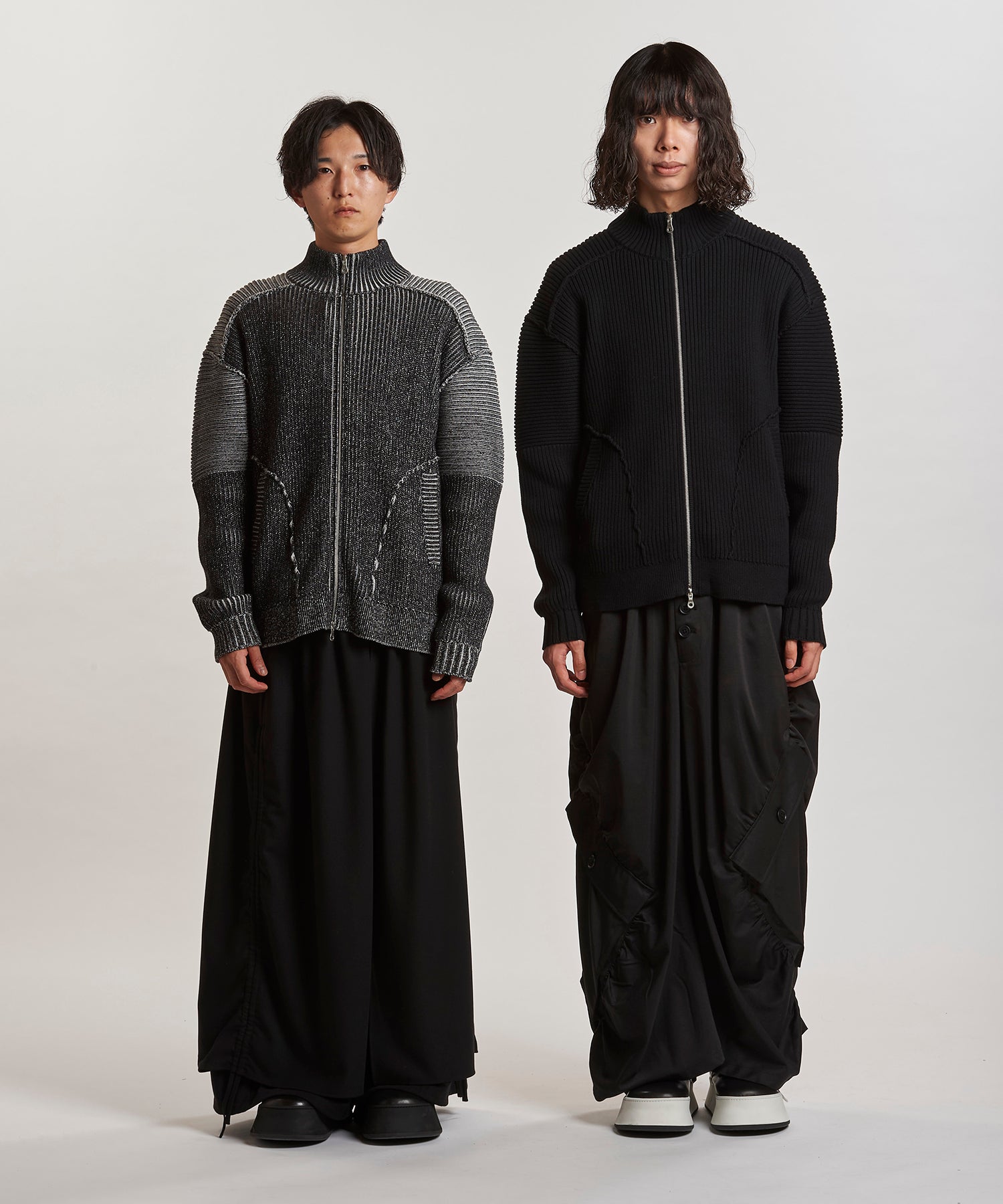 MIX Model:H169cm / BLACK Model:H180cm