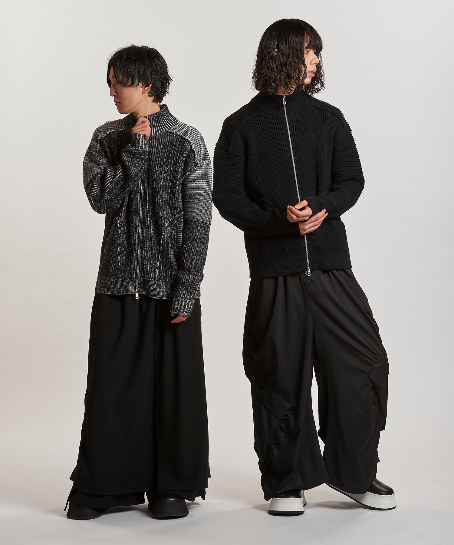 MIX Model:H169cm / BLACK Model:H180cm
