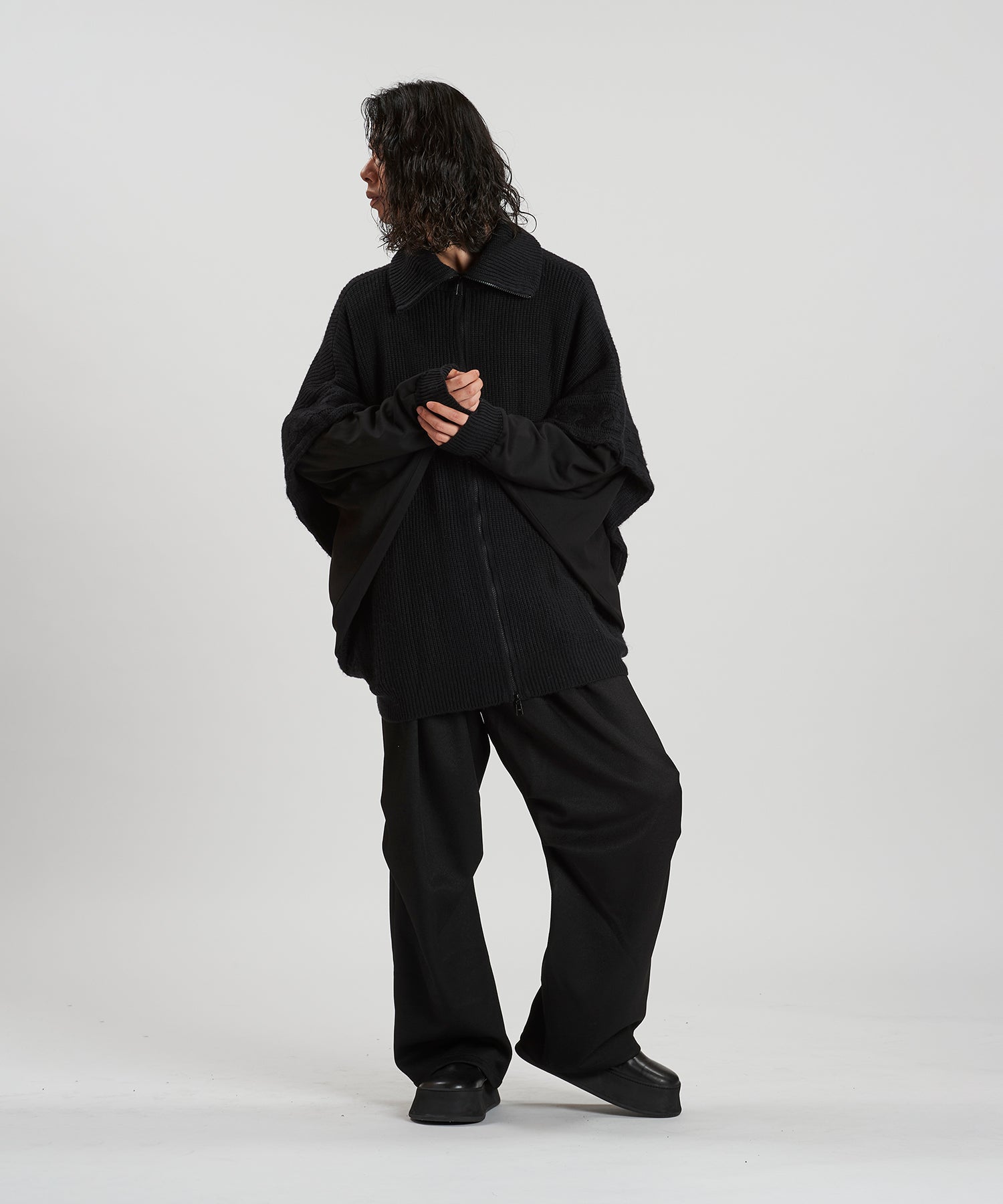 BLACK Model:H180cm