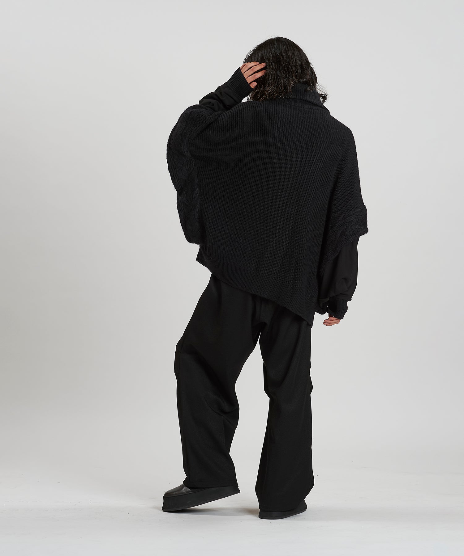 BLACK Model:H180cm