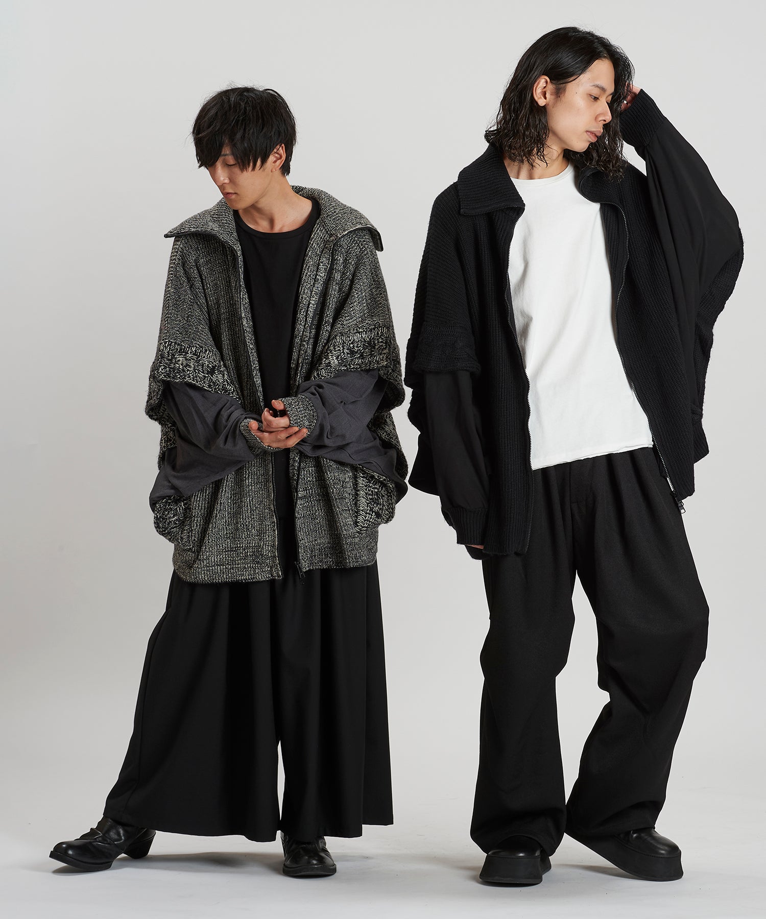 MIX Model:H169cm / BLACK Model:H180cm