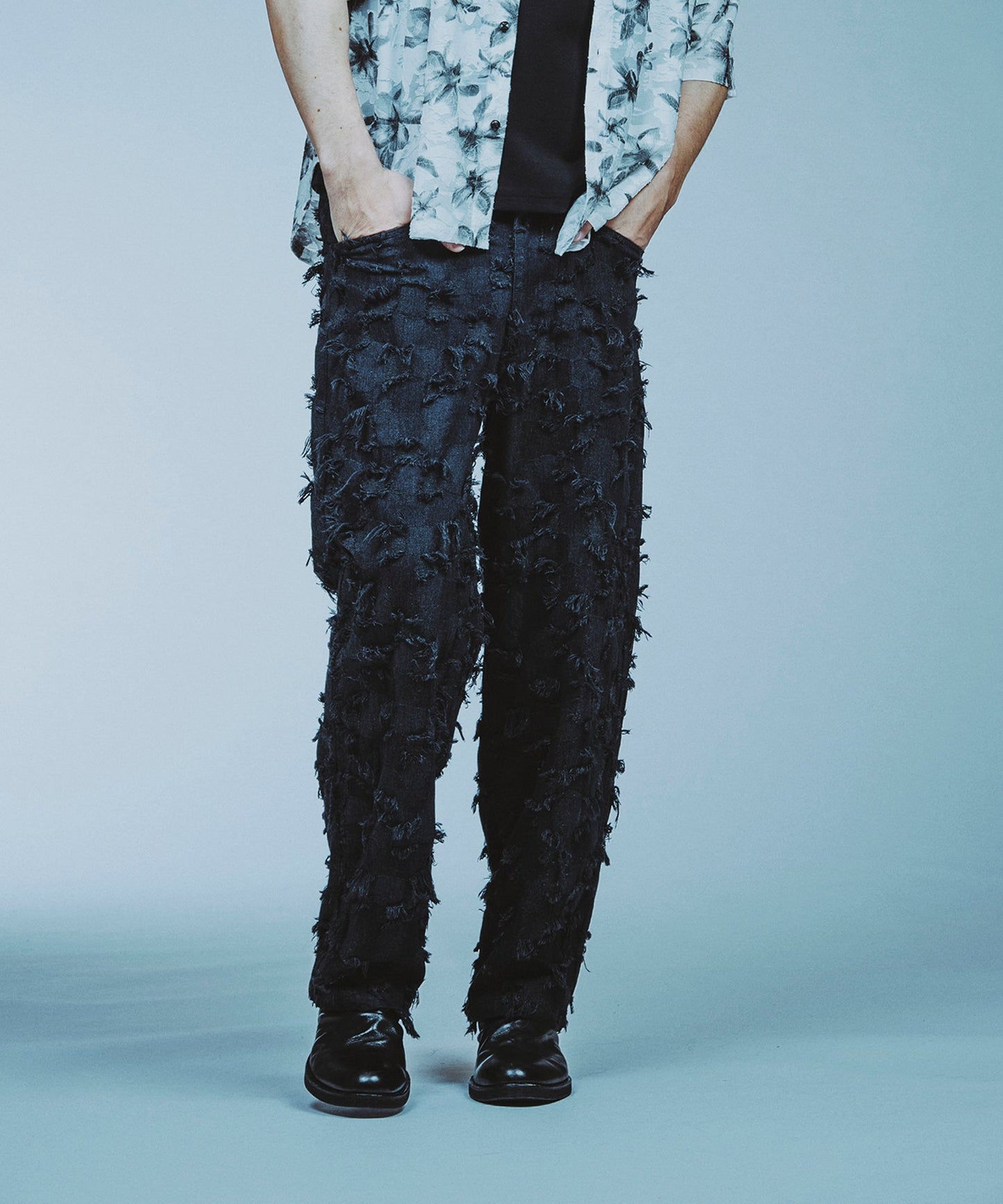 BLACK Model:H182cm