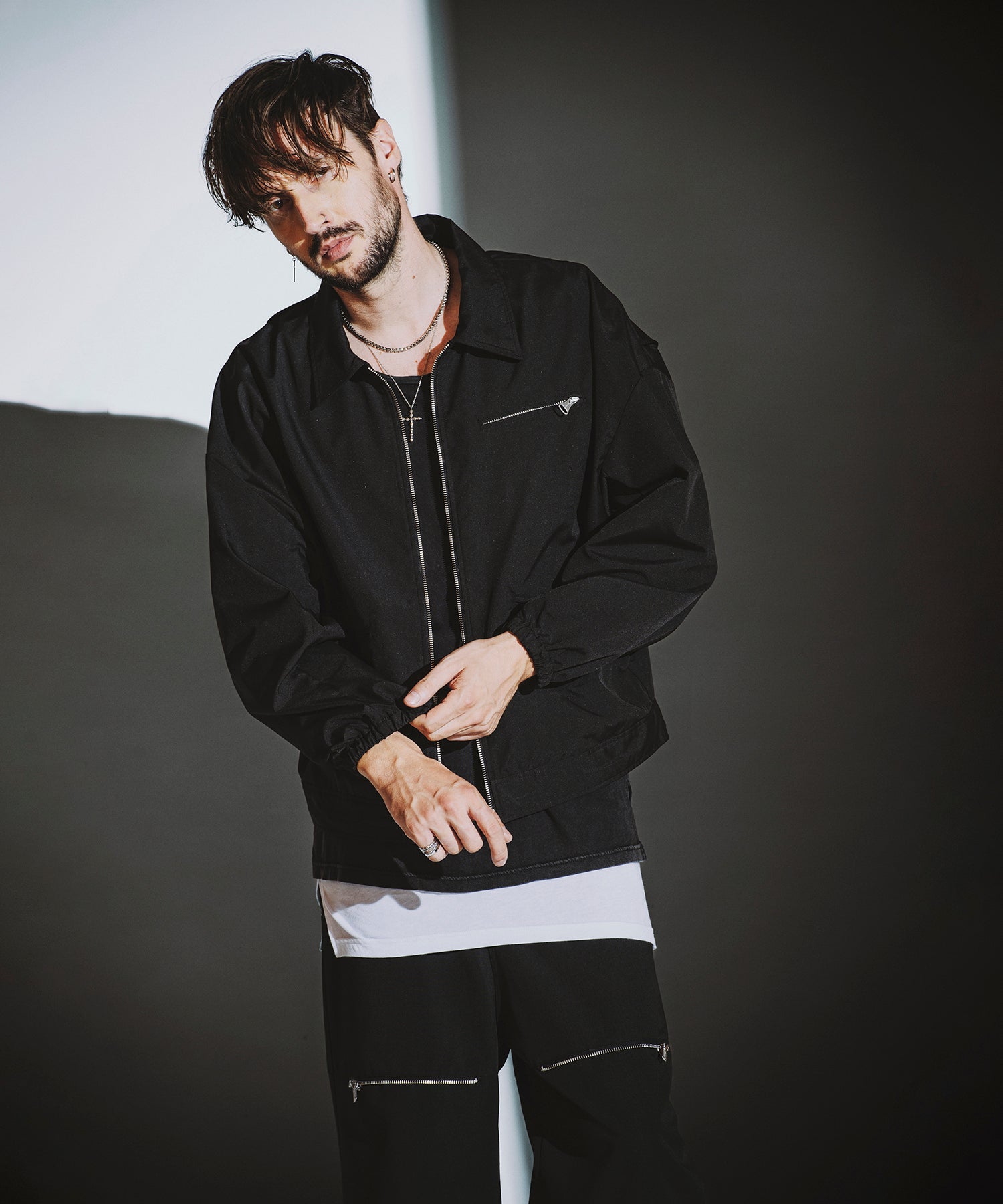 BLACK Model:H182cm
