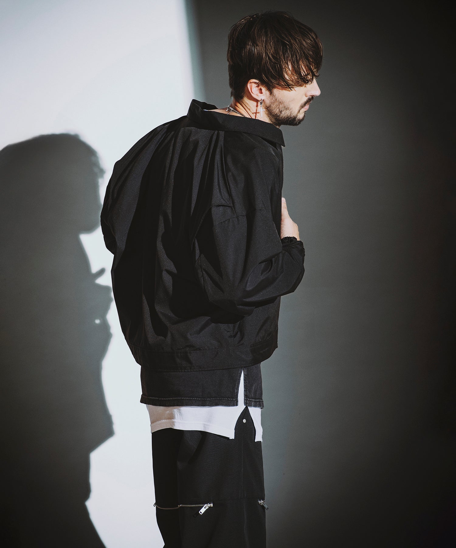 BLACK Model:H182cm