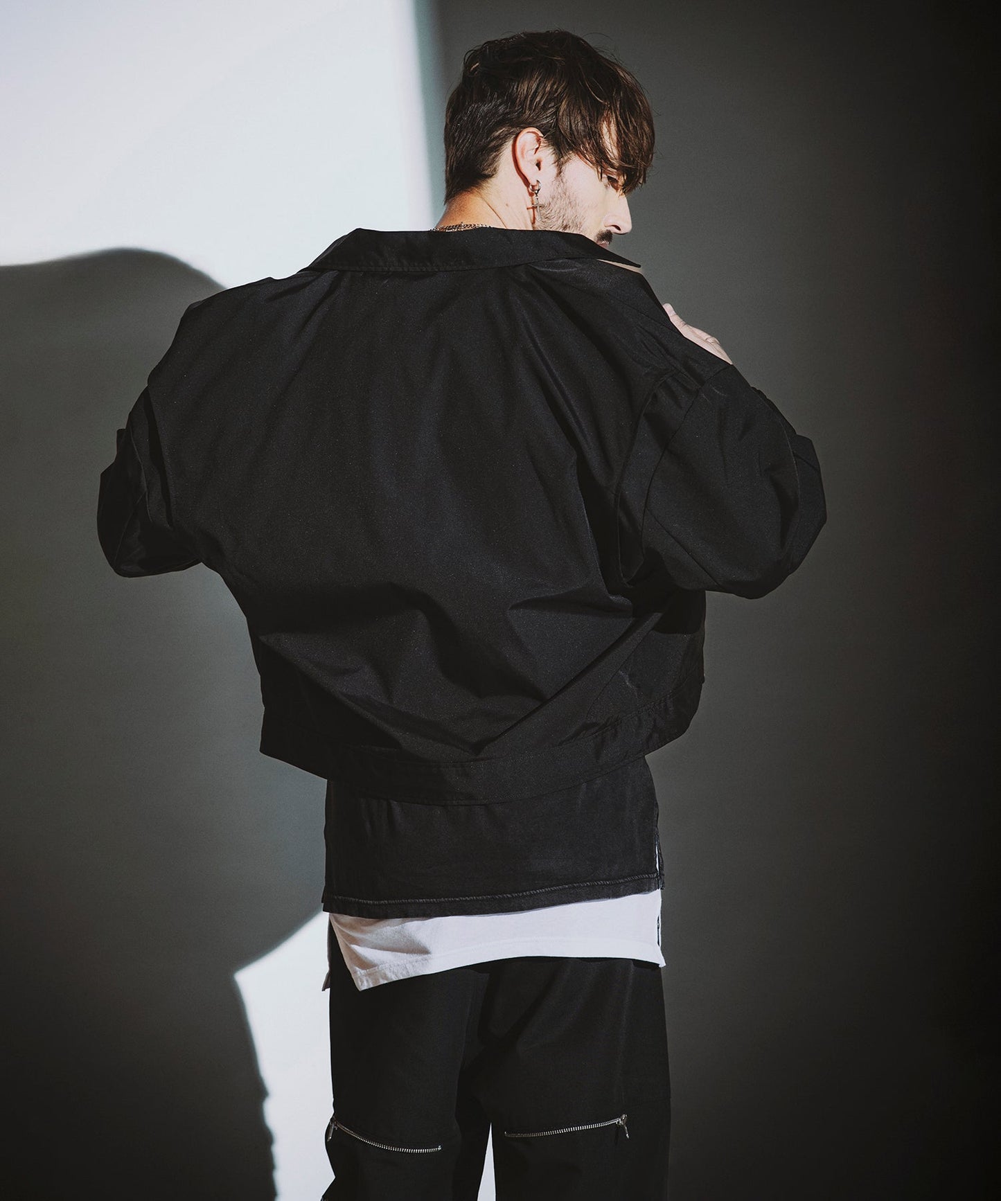 BLACK Model:H182cm