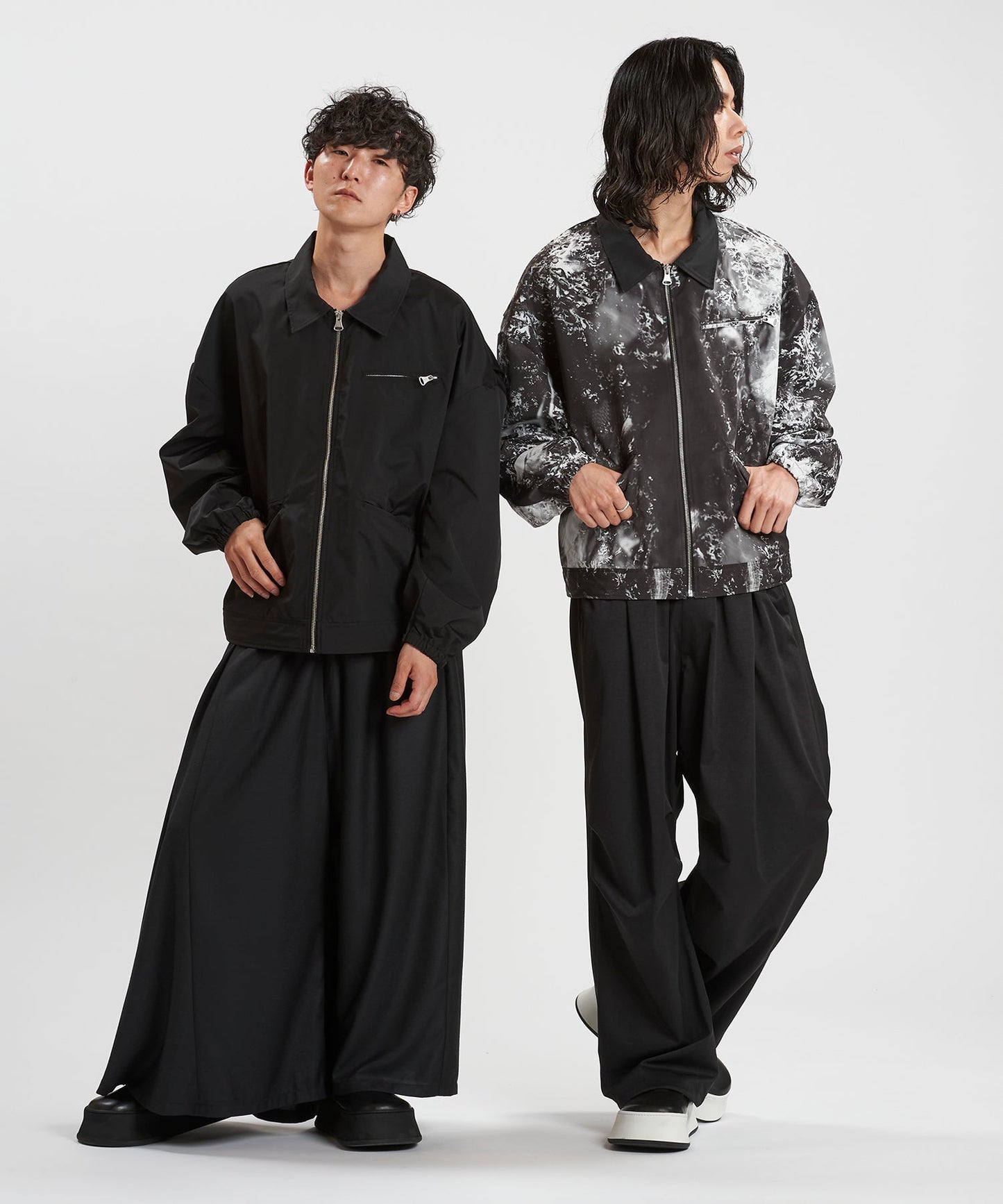 BLACK Model:H169cm / PATTERN1 Model:H180cm