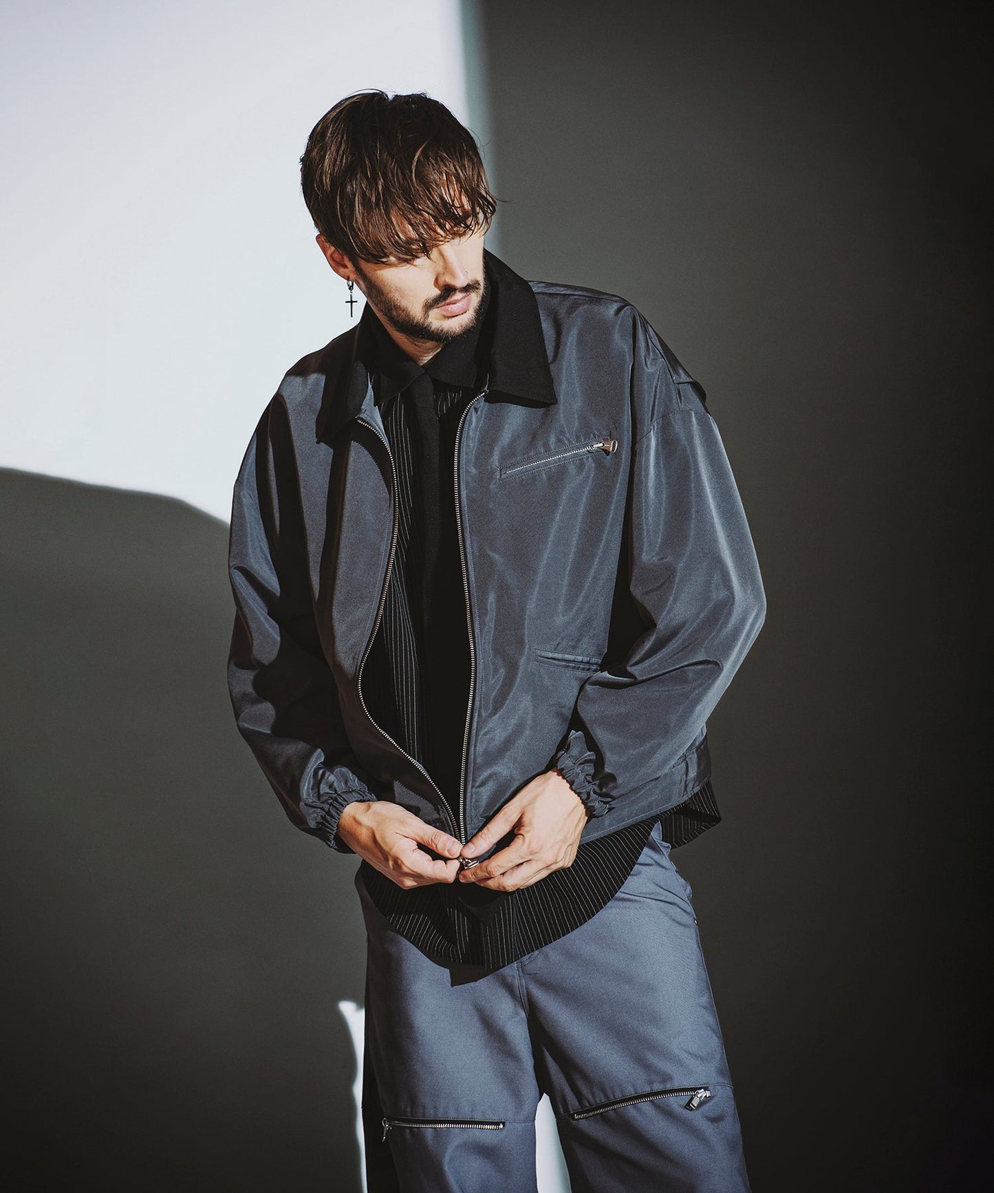 GRAY Model:H182cm