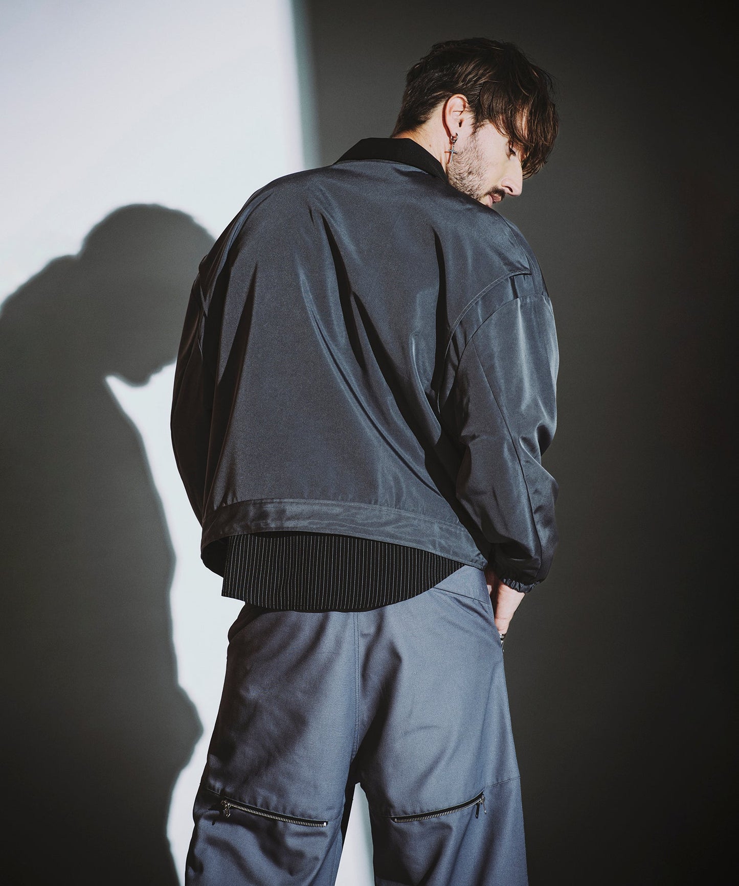 GRAY Model:H182cm