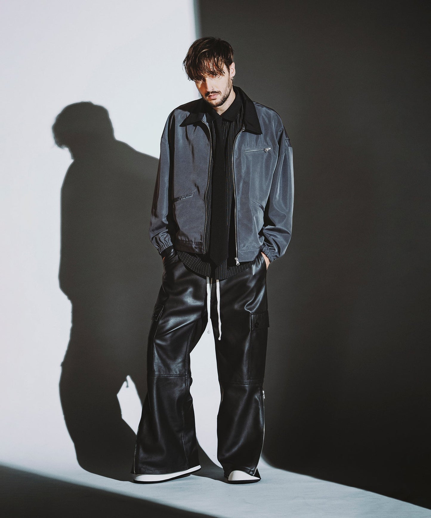 GRAY Model:H182cm