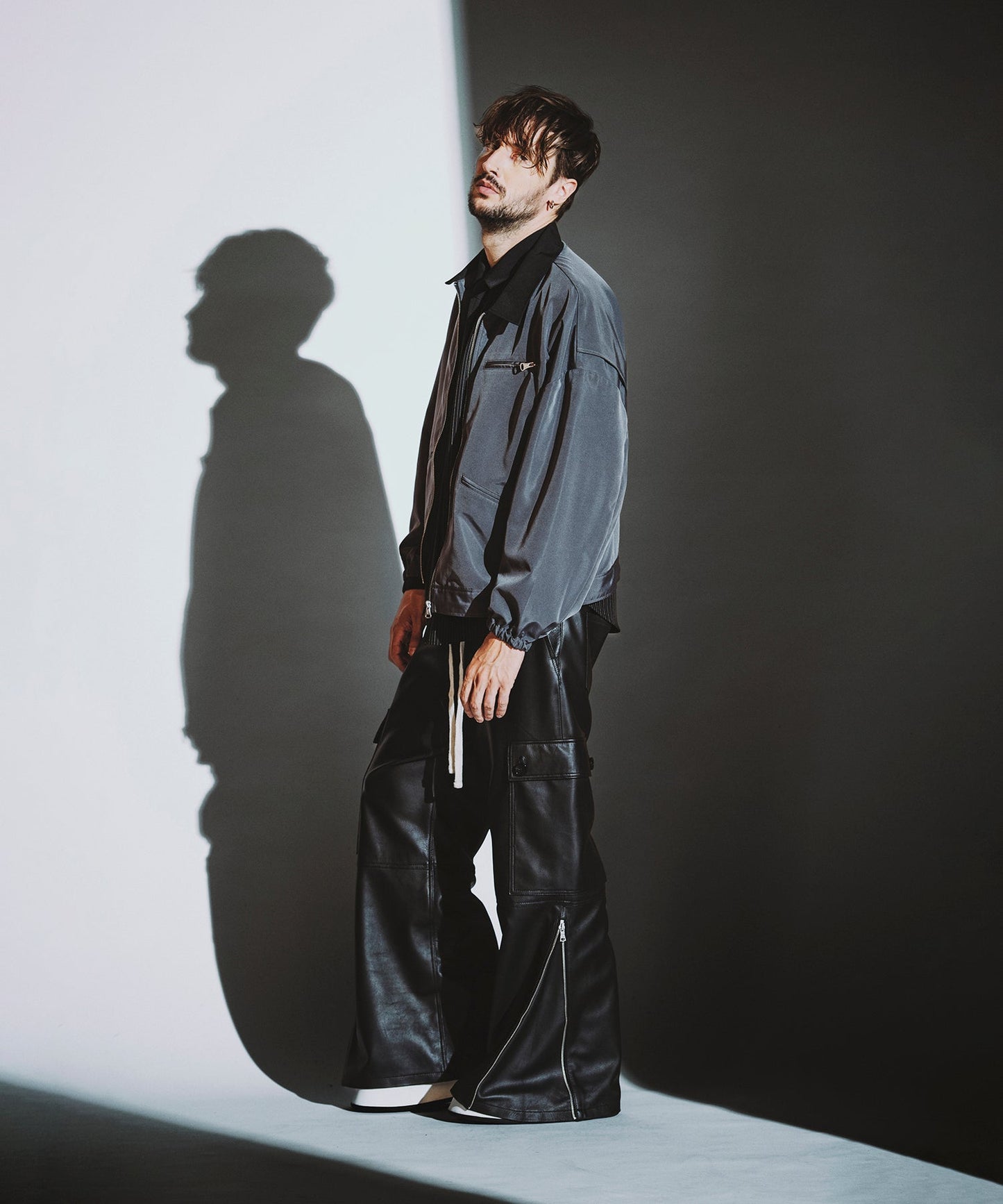GRAY Model:H182cm