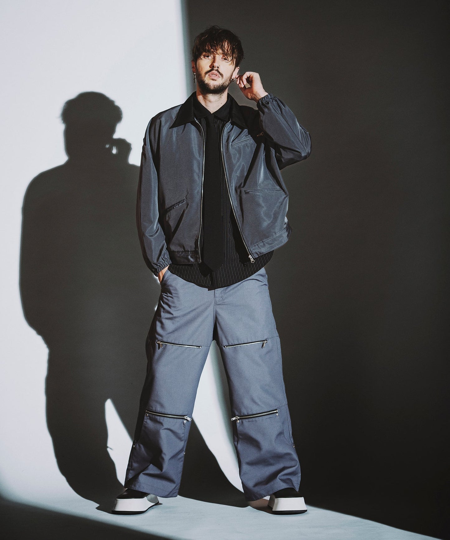 GRAY Model:H182cm