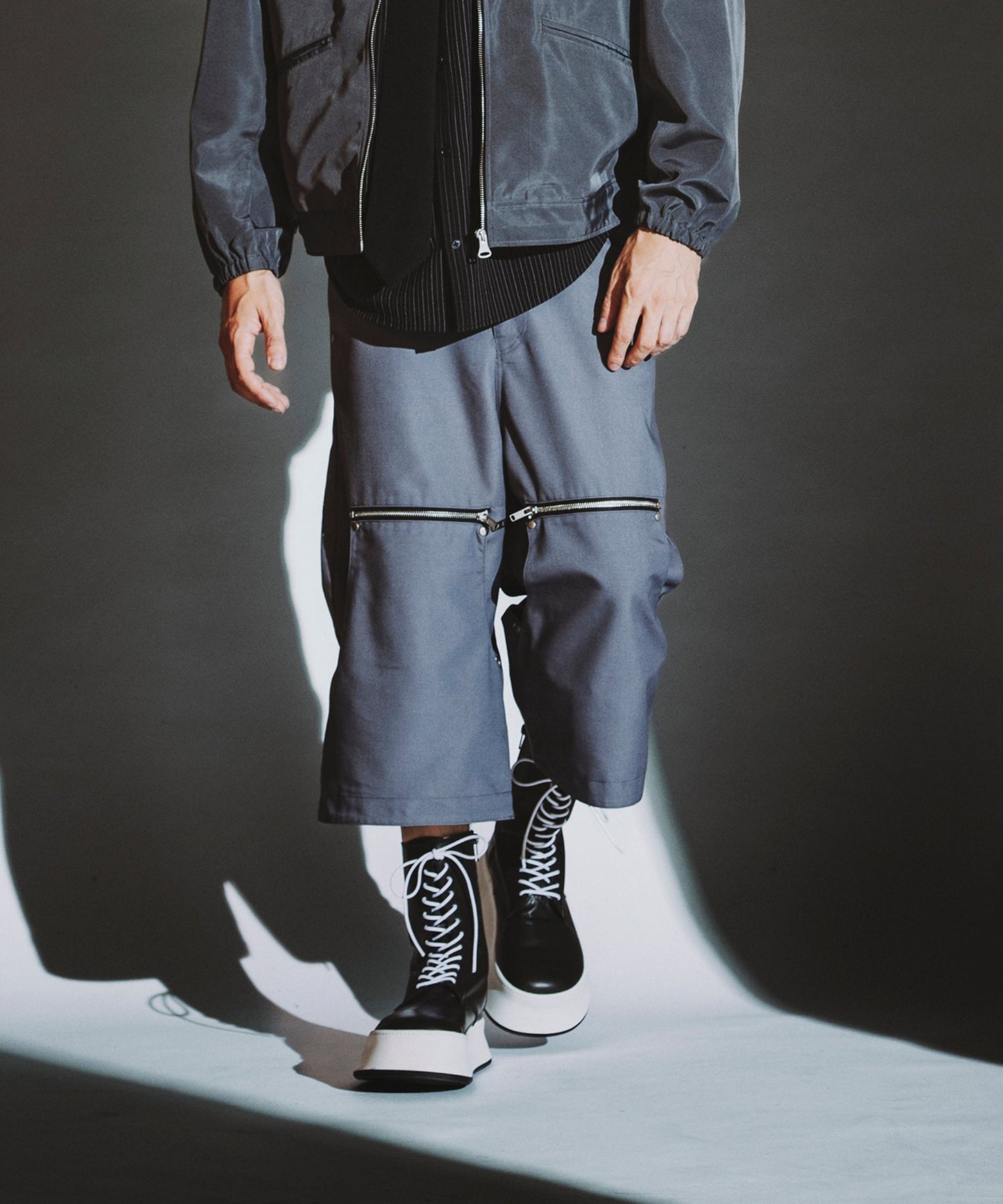 GRAY Model:H182cm