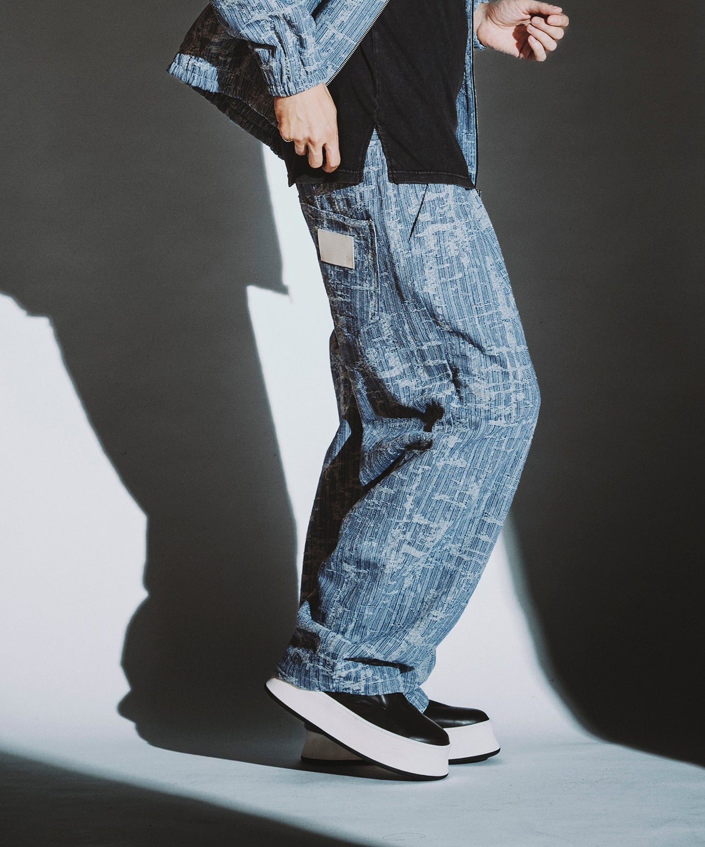BLUE Model:H182cm