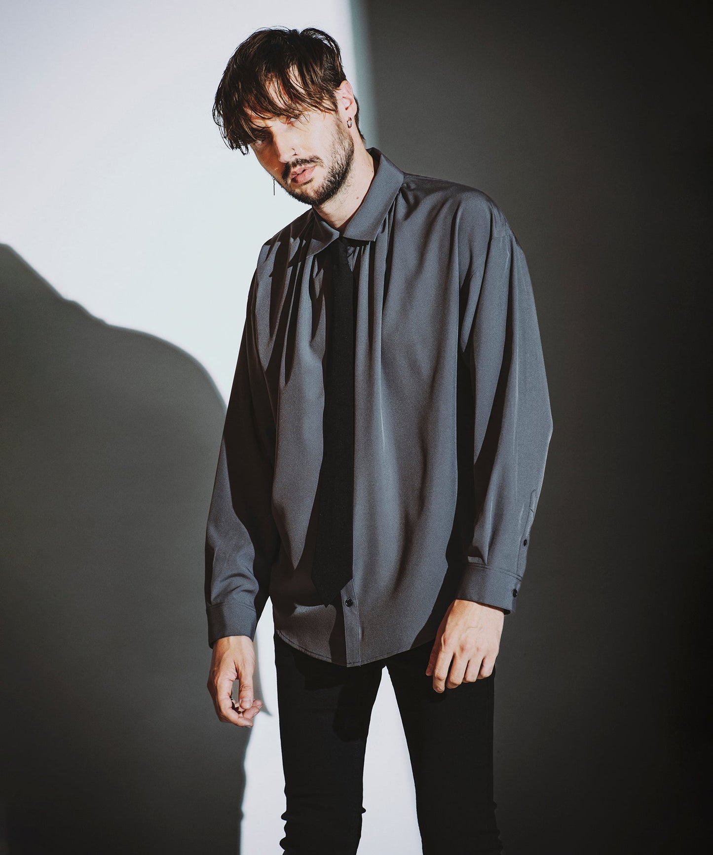 GRAY Model:H182cm