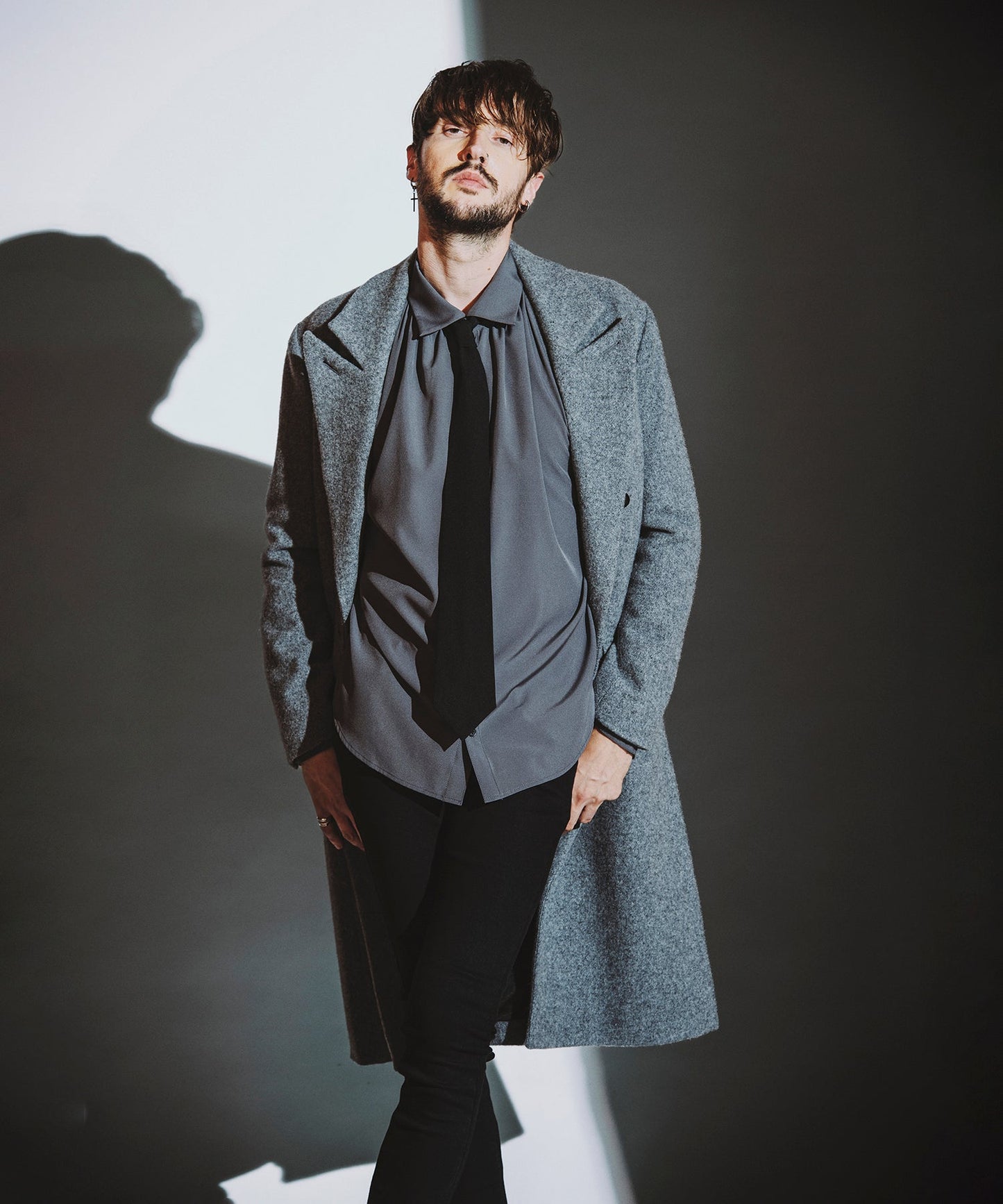 GRAY Model:H182cm