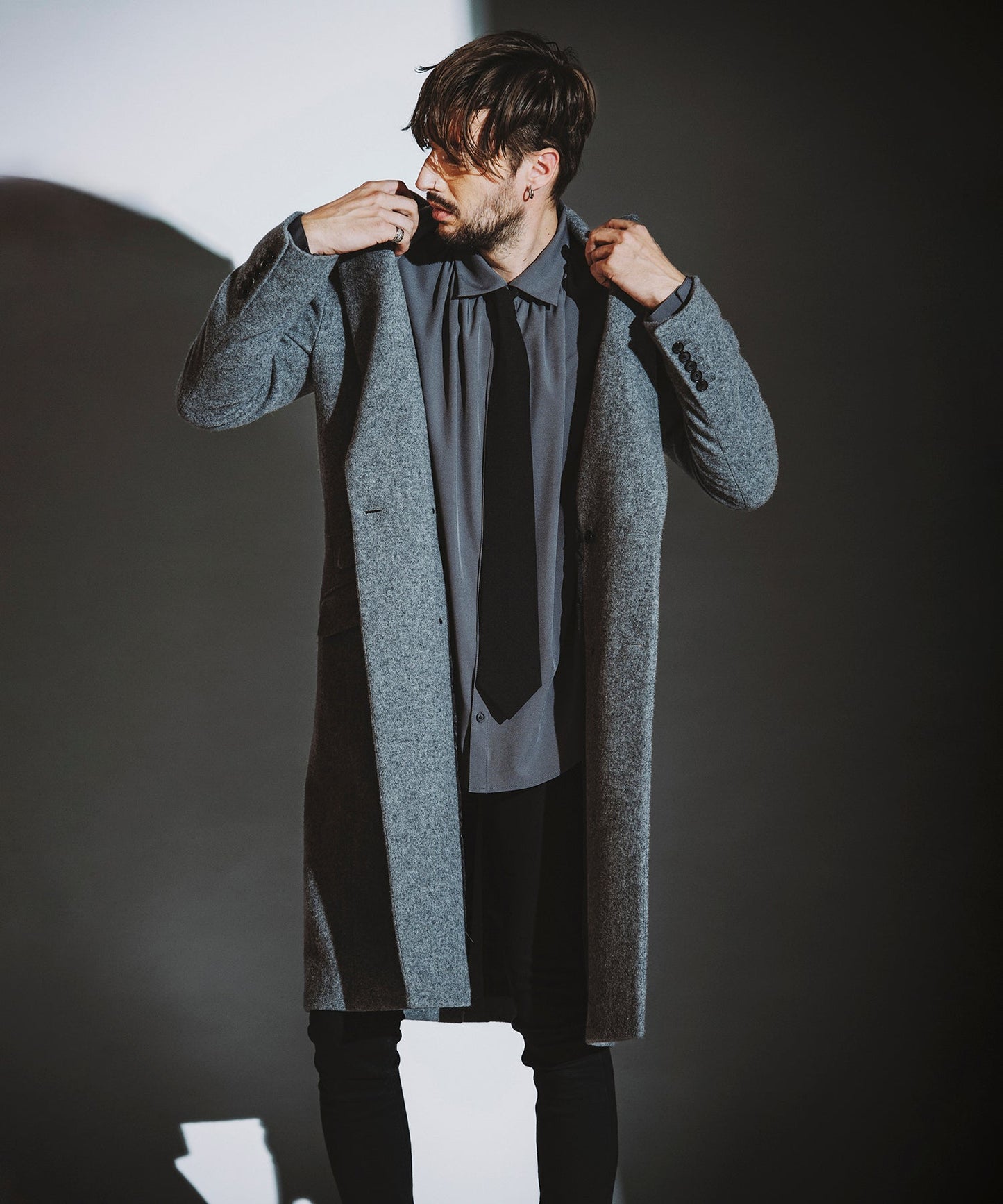GRAY Model:H182cm