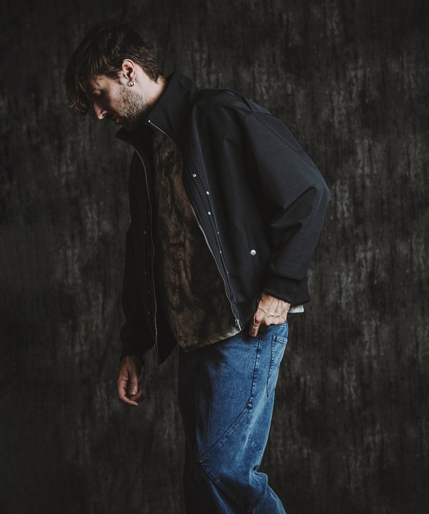 BLACK Model:H182cm