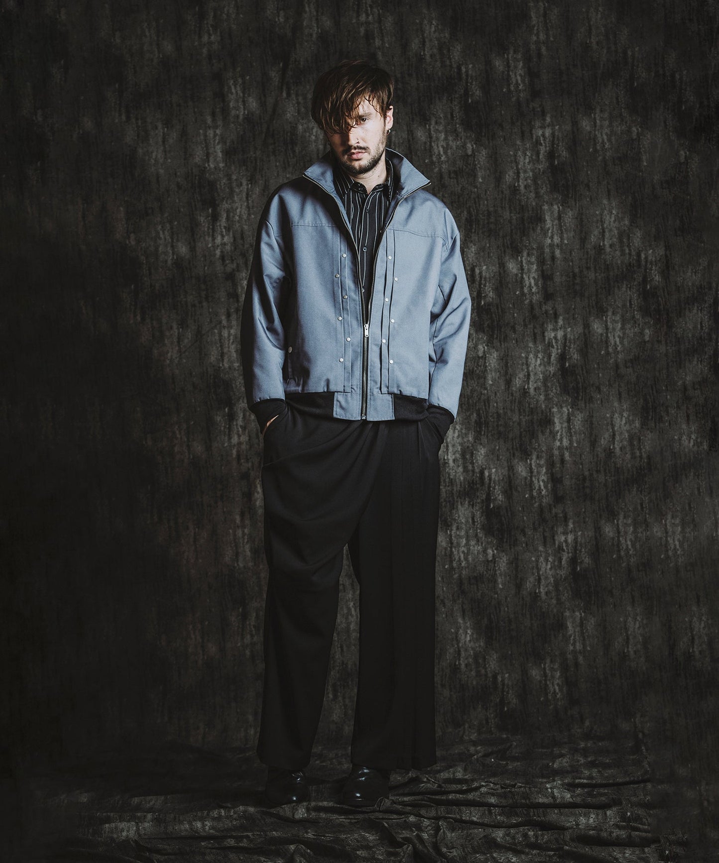 GRAY Model:H182cm