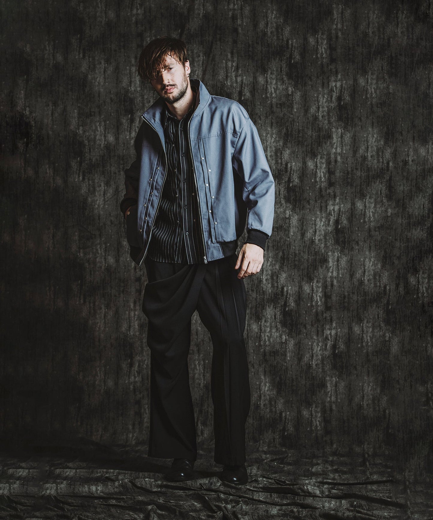 GRAY Model:H182cm
