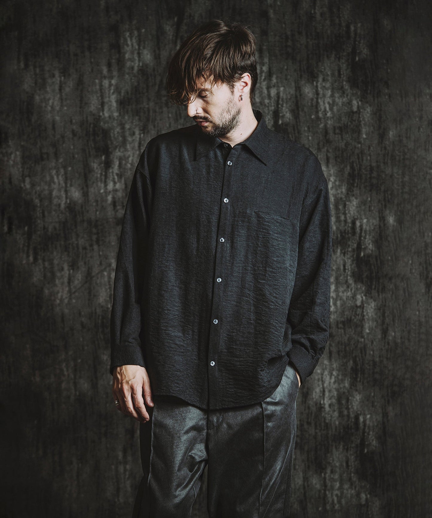 BLACK Model:H182cm