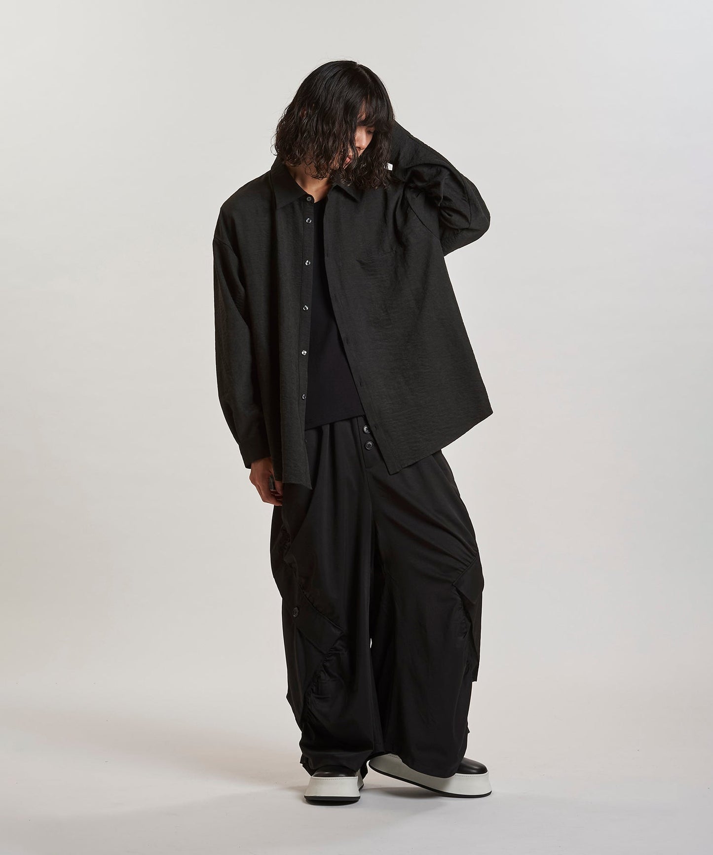 BLACK Model:H180cm